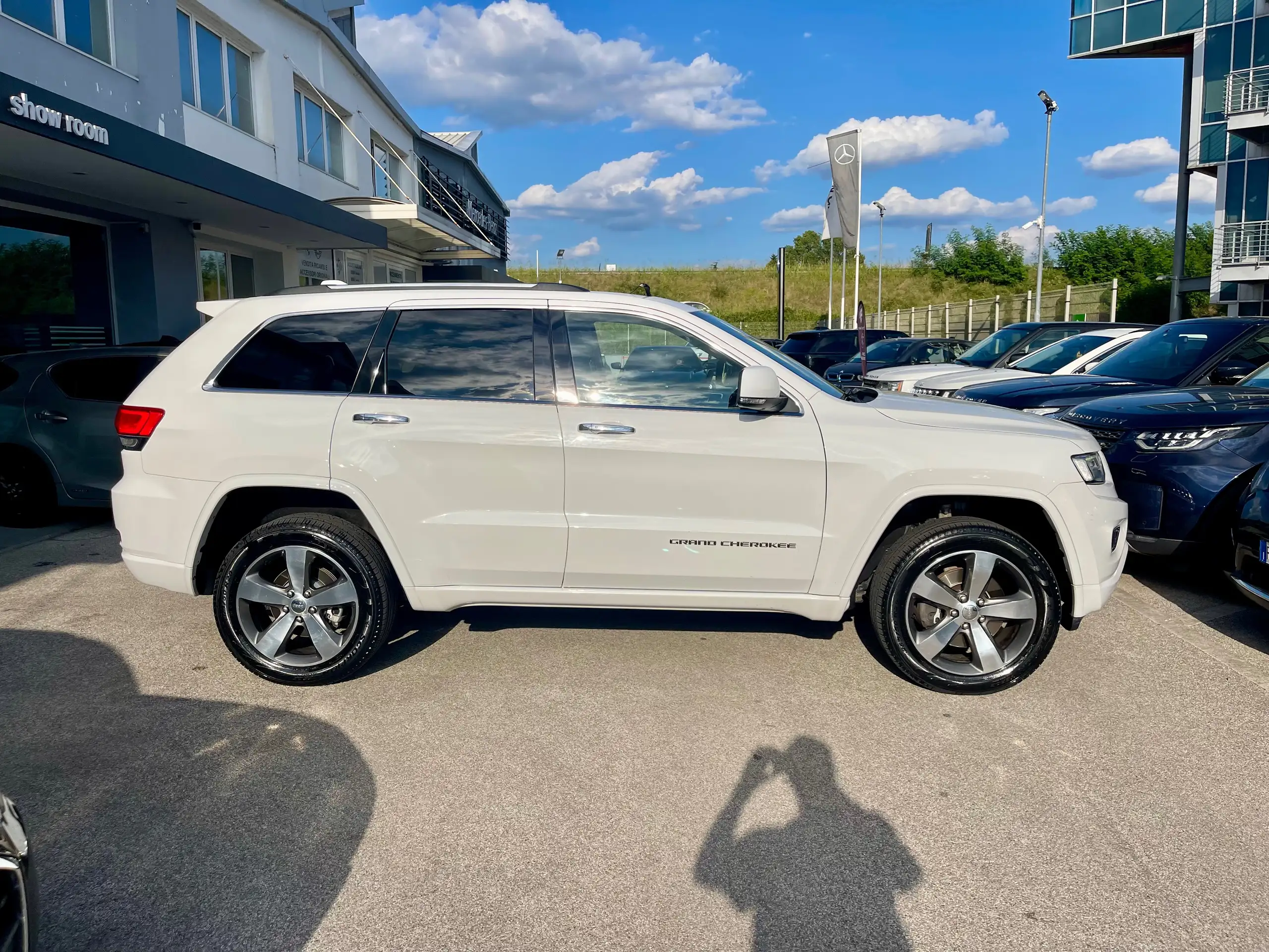 Jeep - Grand Cherokee