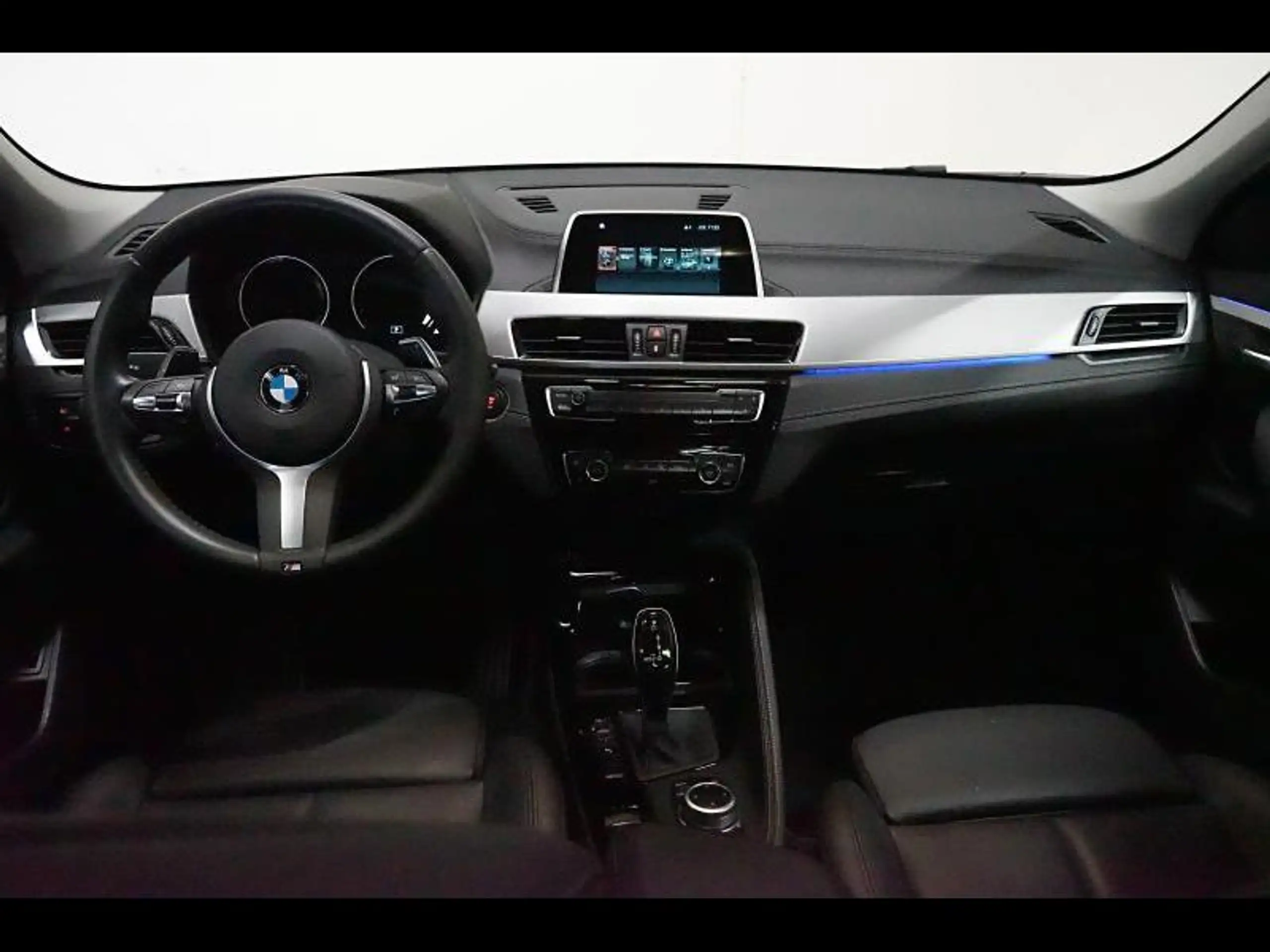 BMW - X2