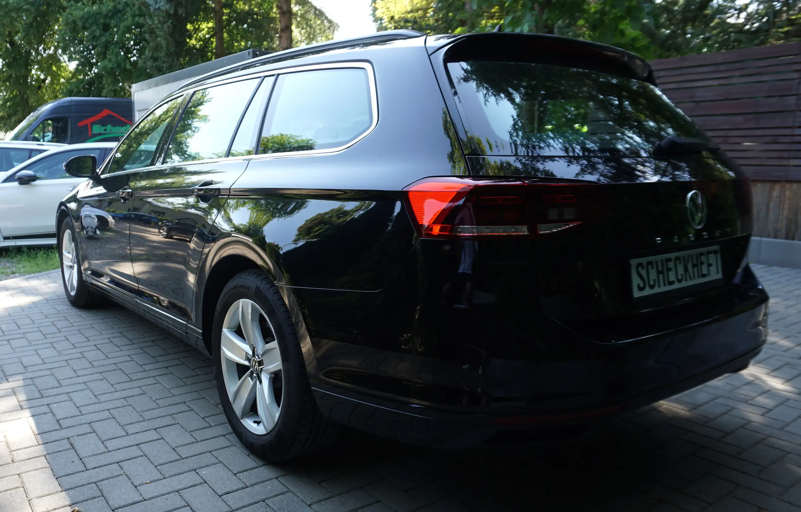 Volkswagen - Passat Variant