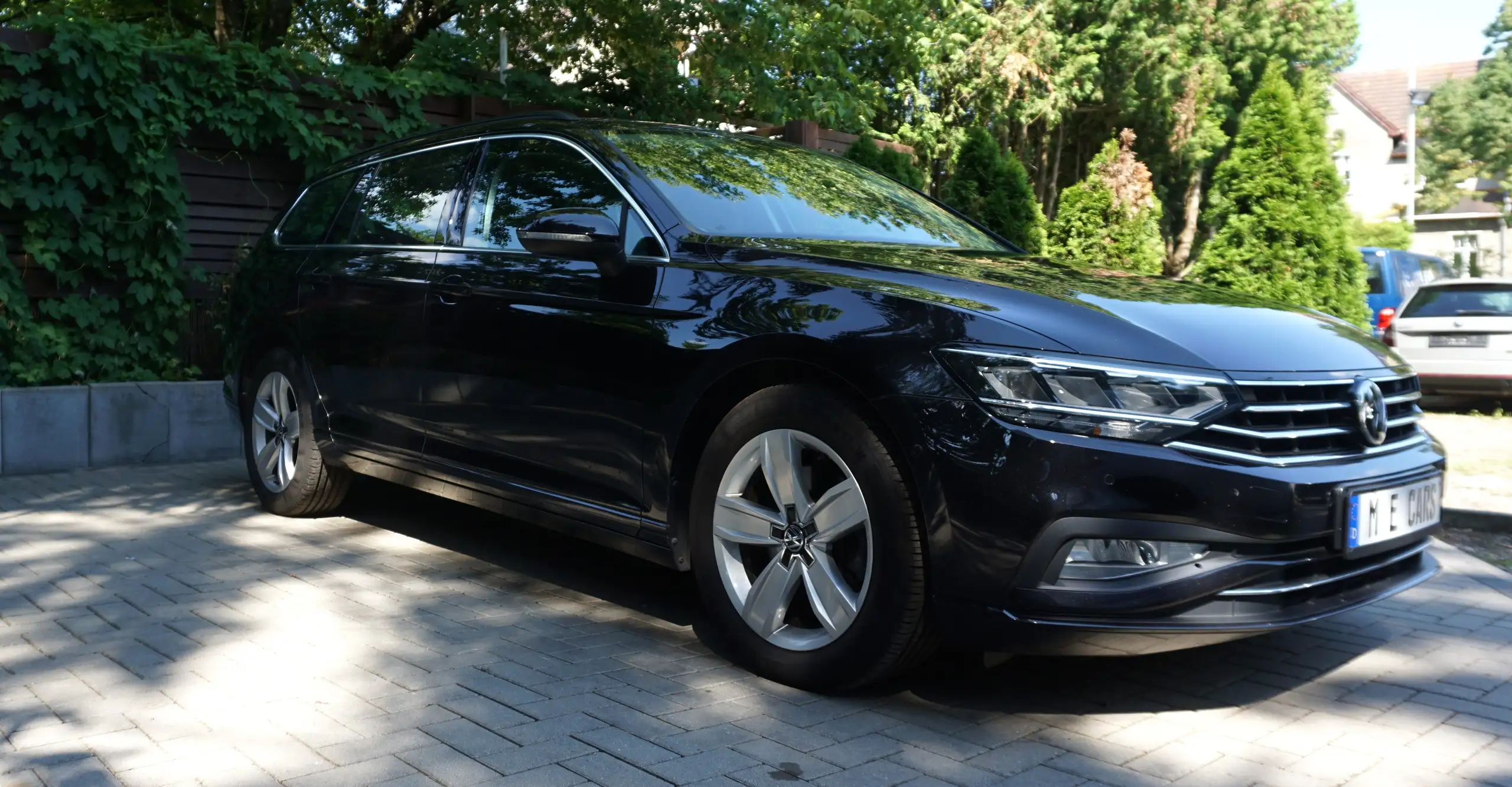 Volkswagen - Passat Variant