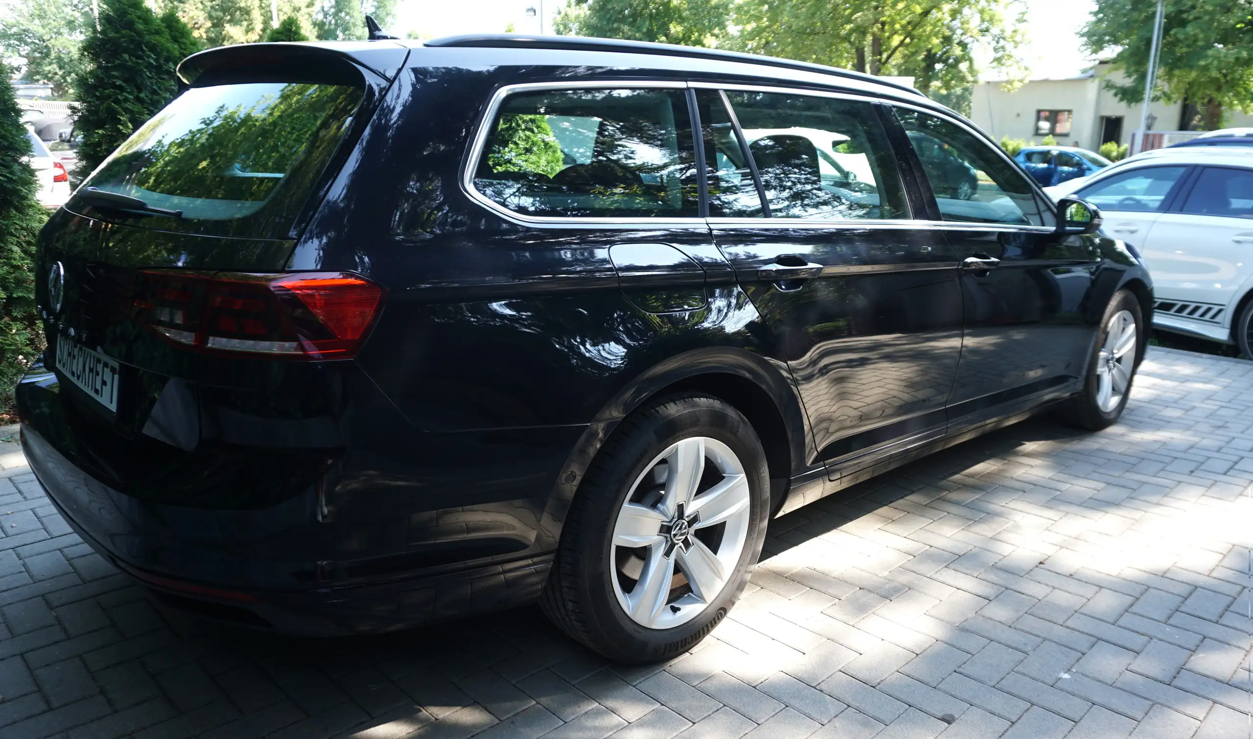 Volkswagen - Passat Variant