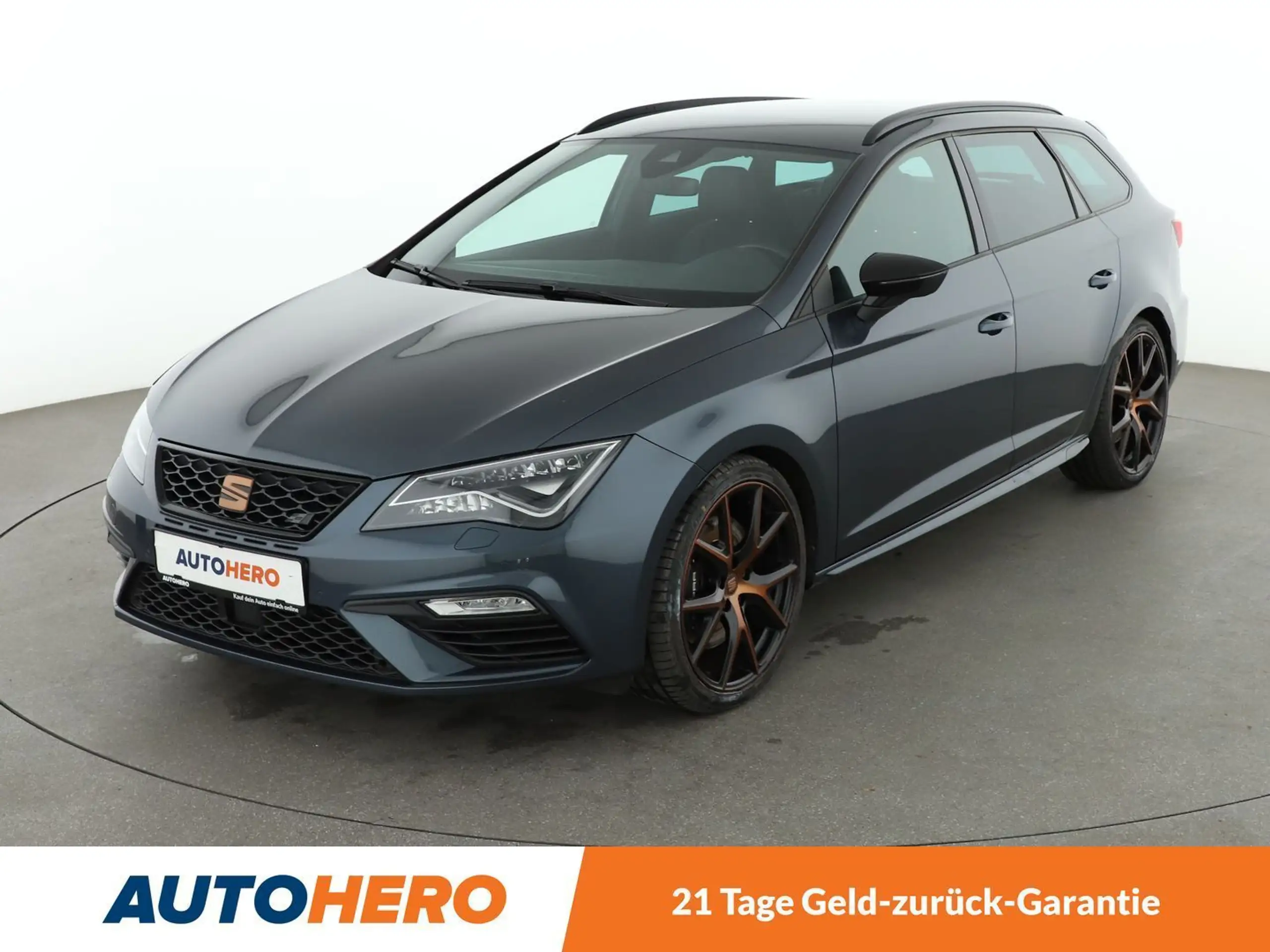 SEAT - Leon