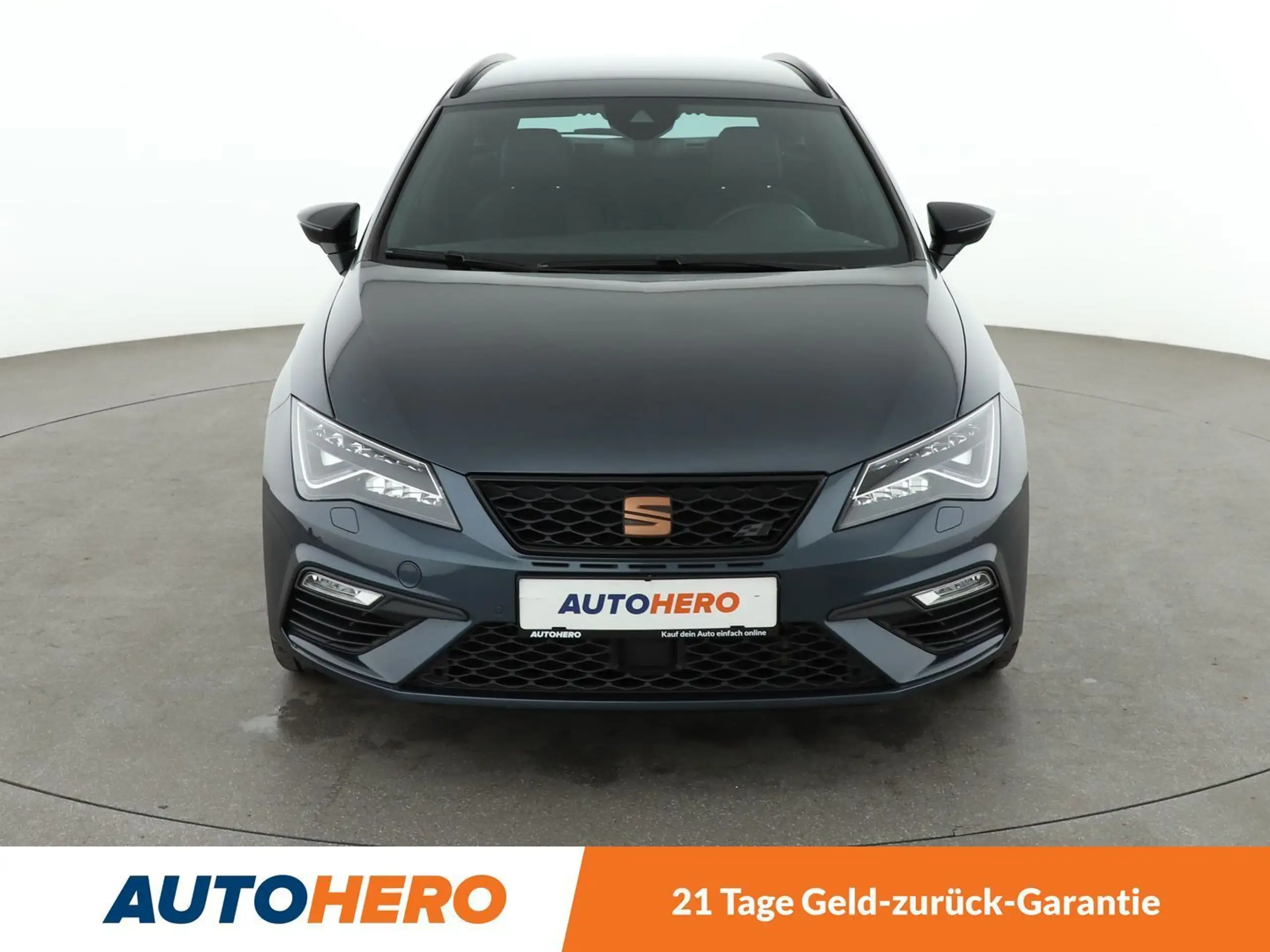 SEAT - Leon