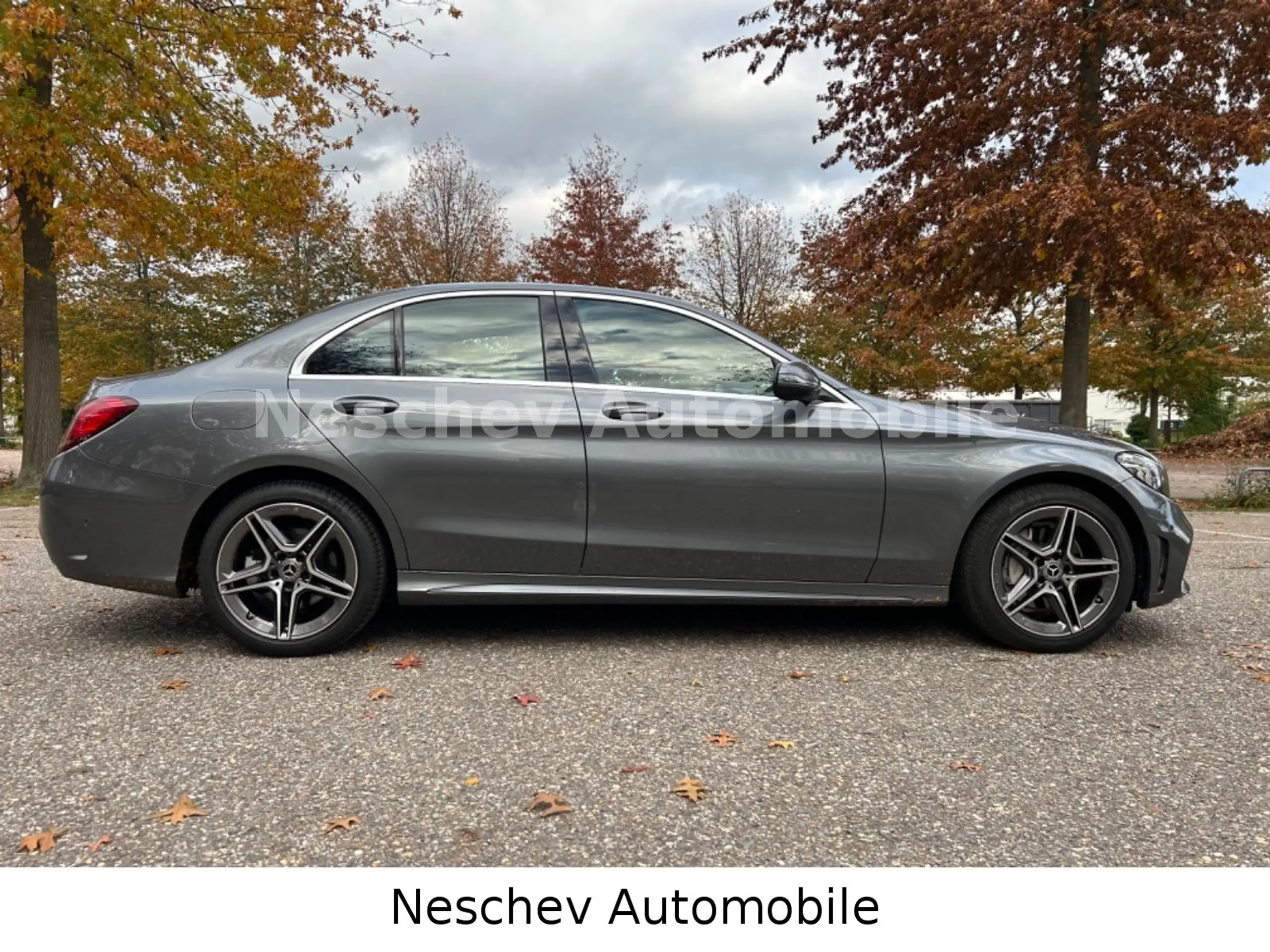 Mercedes-Benz - C 220