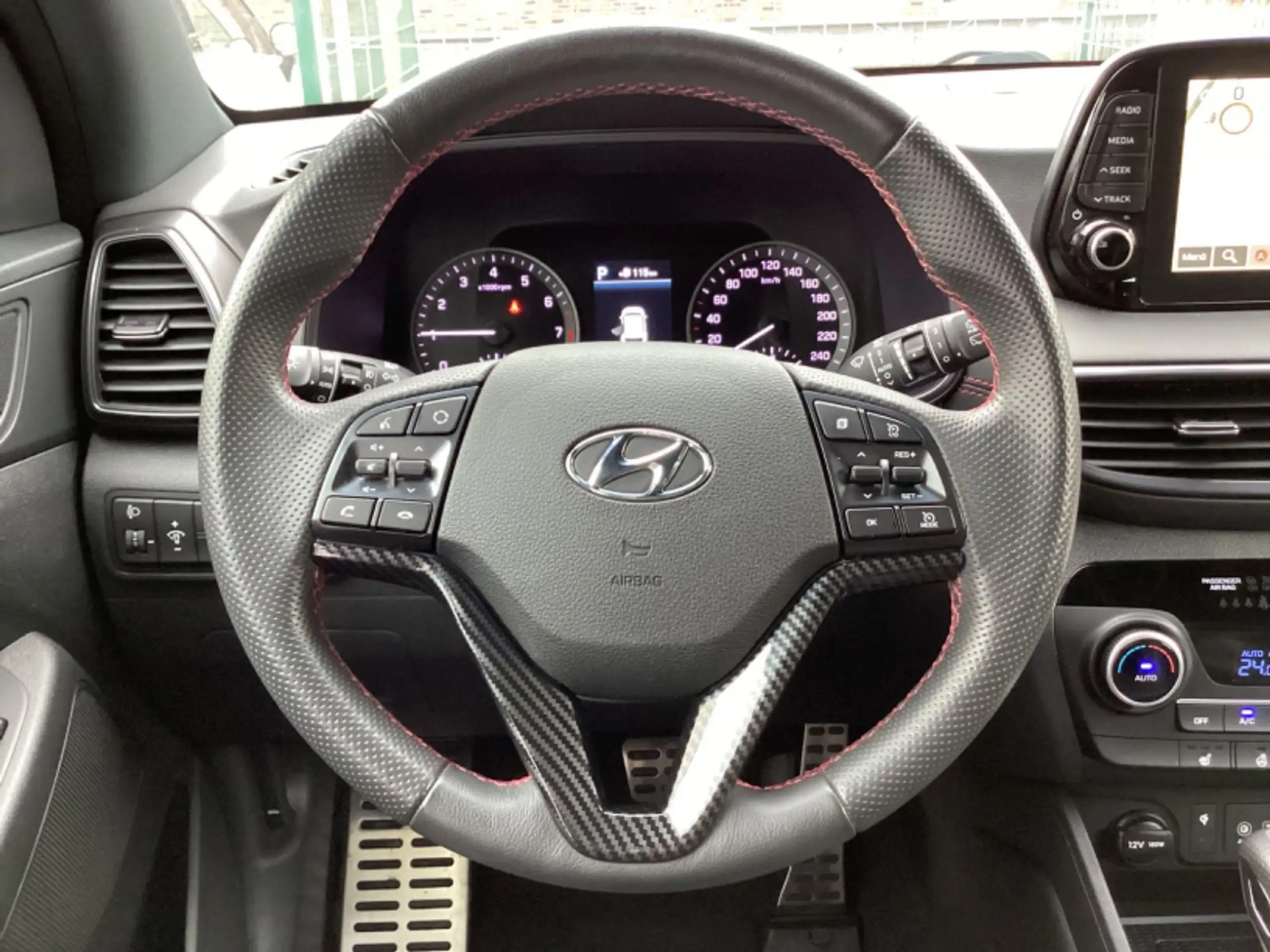 Hyundai - TUCSON