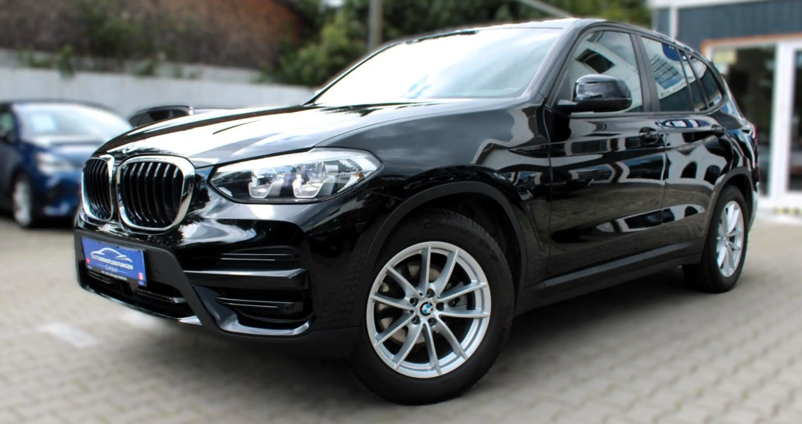 BMW - X3