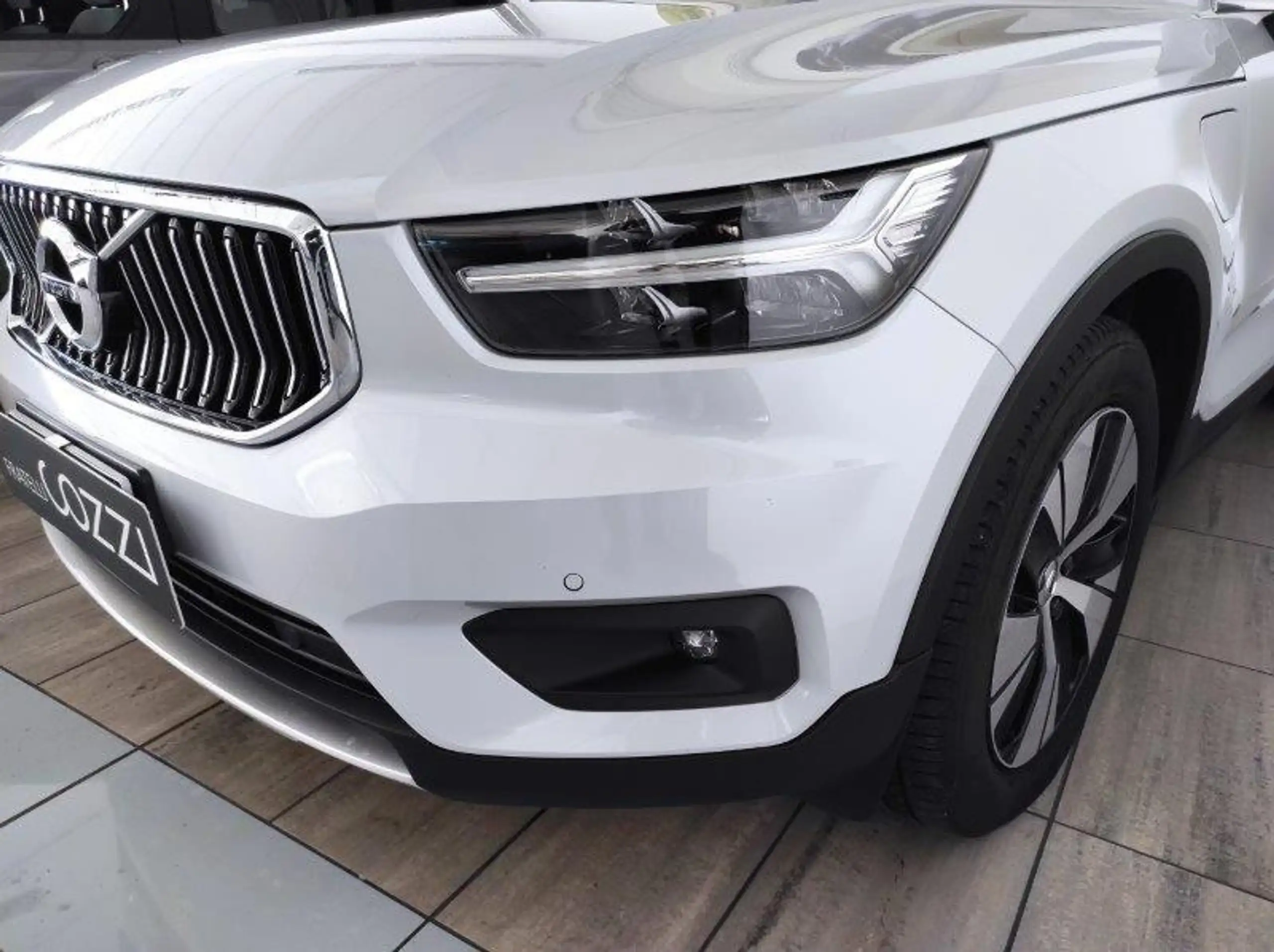 Volvo - XC40