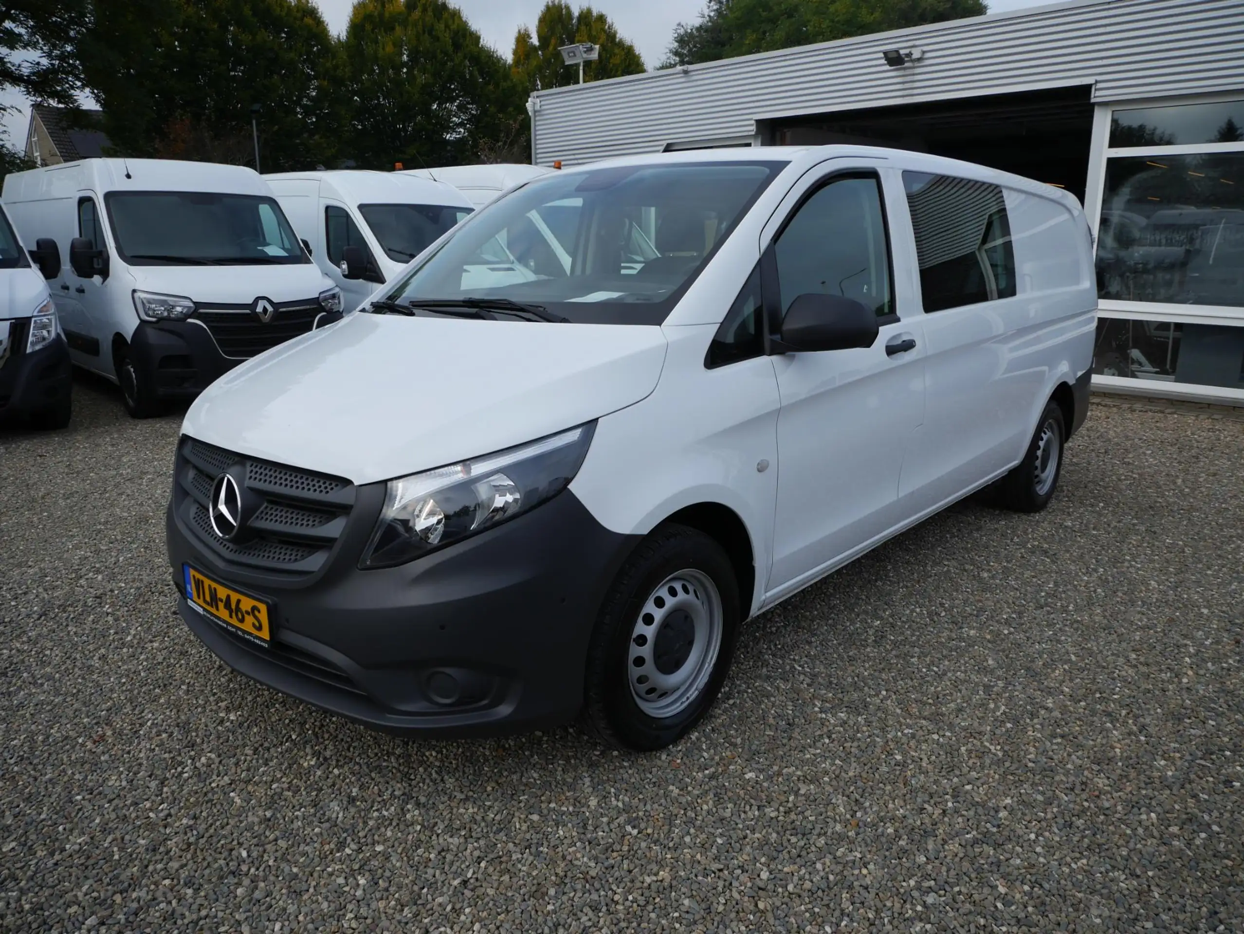 Mercedes-Benz - Vito