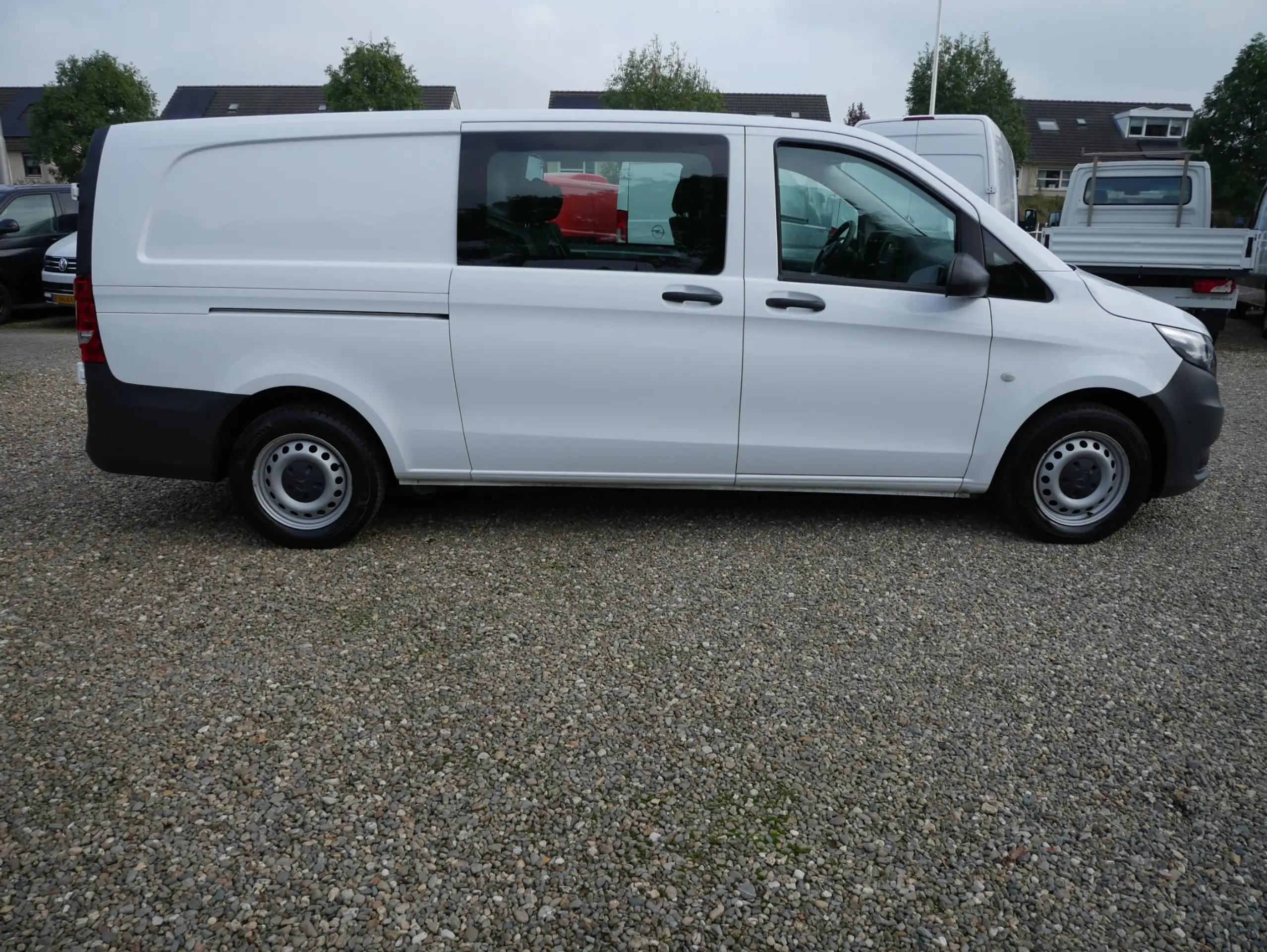 Mercedes-Benz - Vito