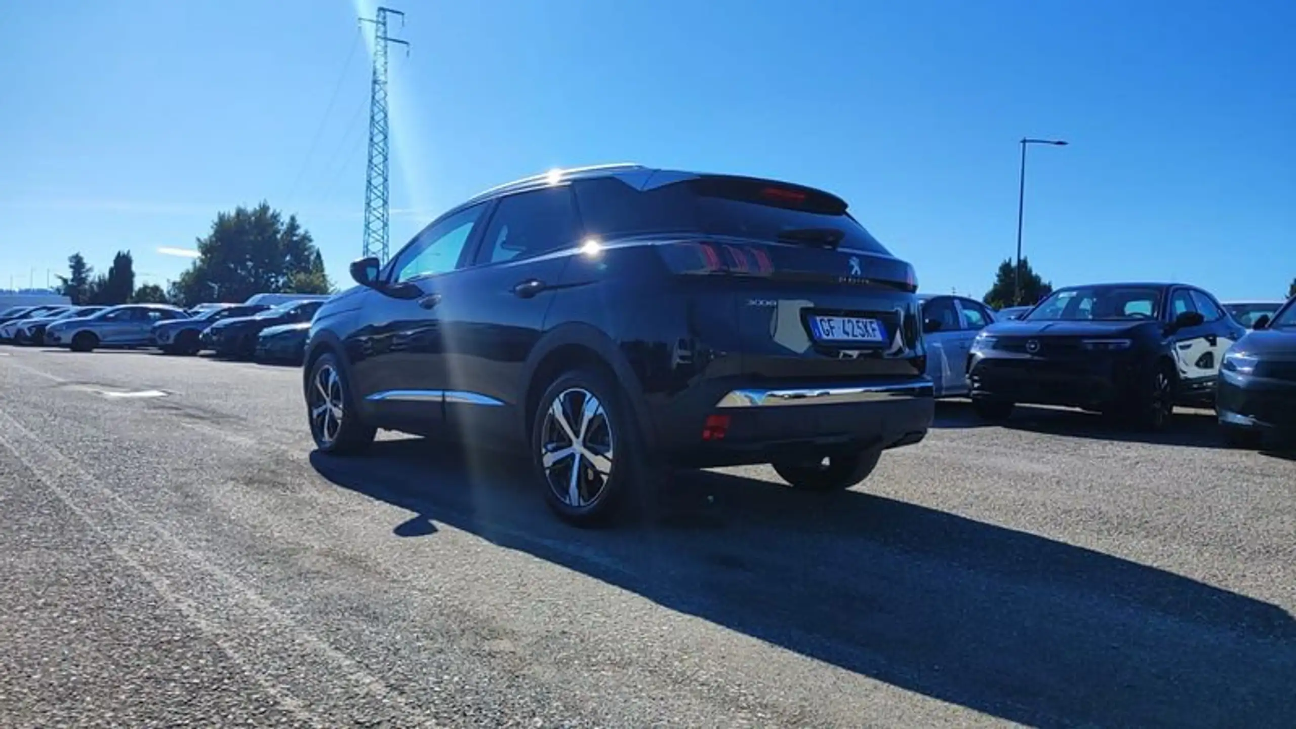 Peugeot - 3008