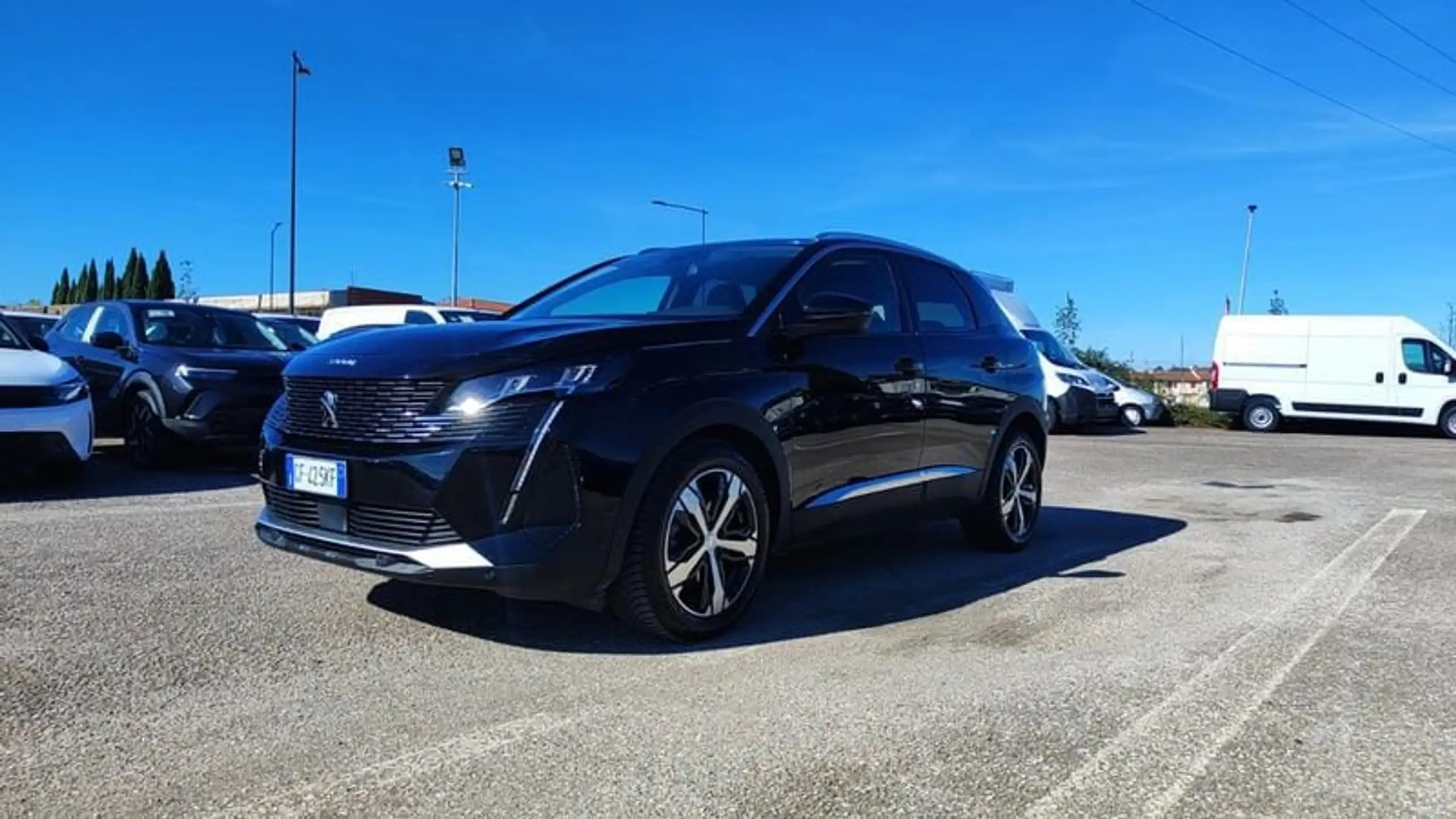 Peugeot - 3008