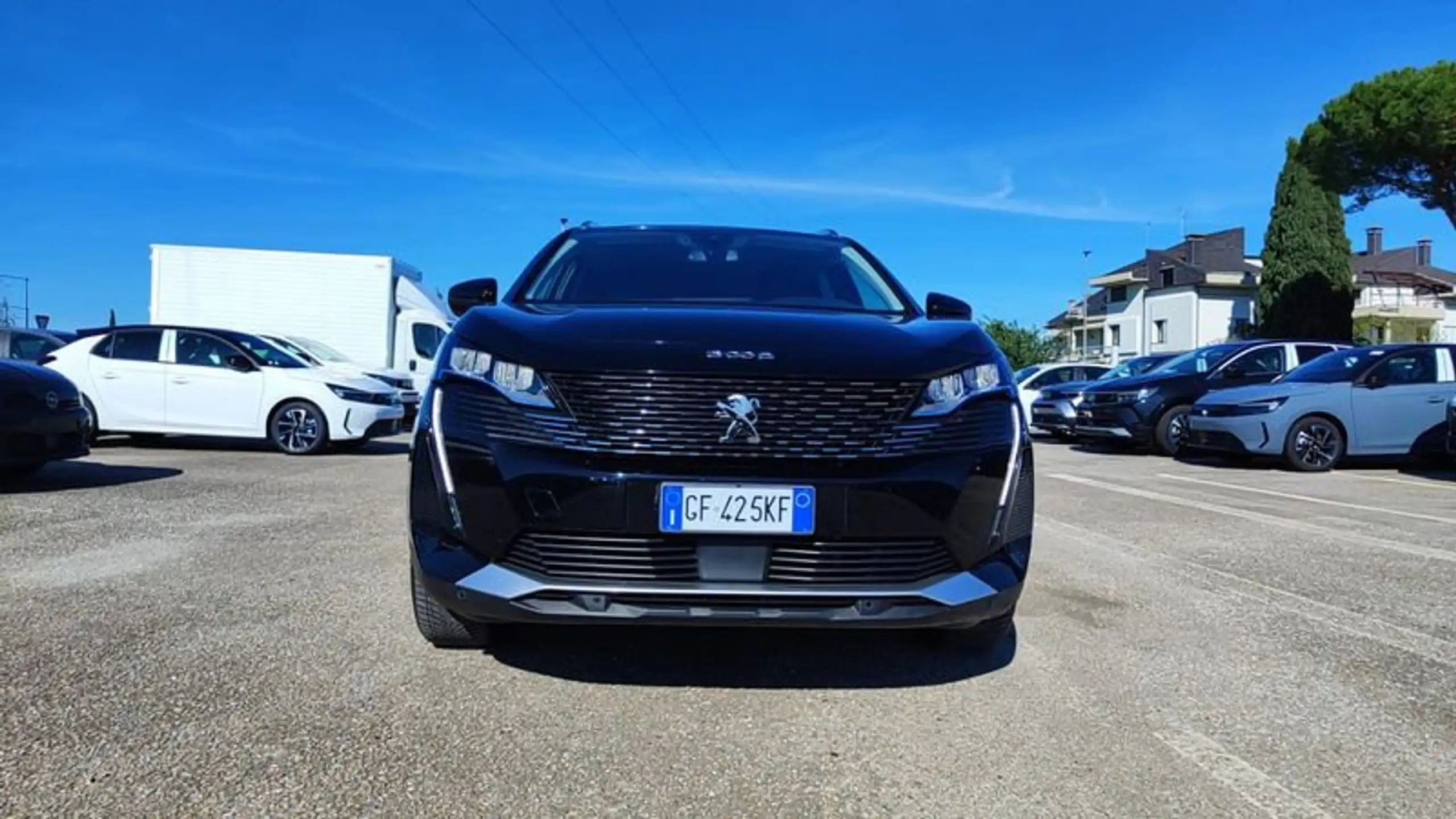 Peugeot - 3008