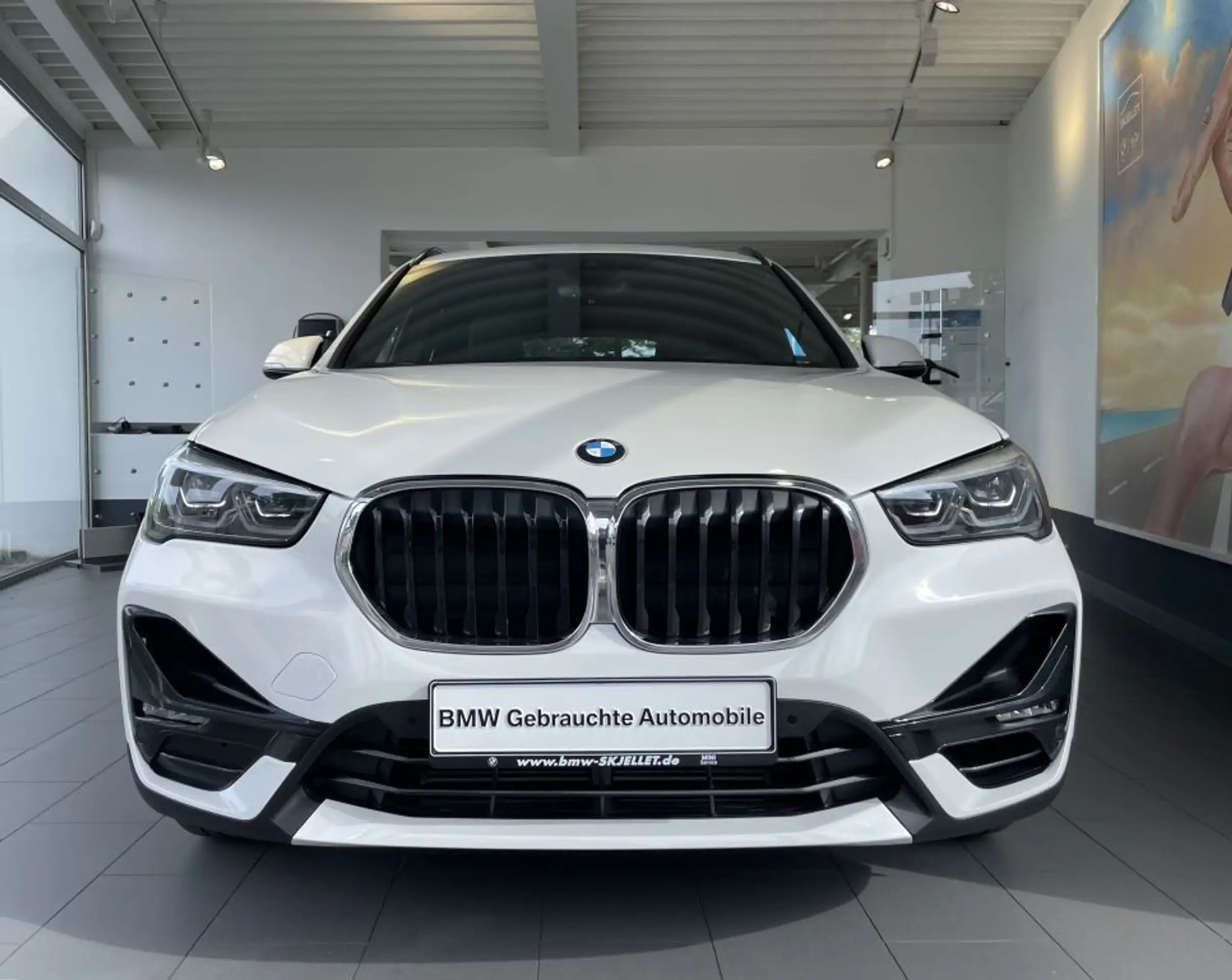 BMW - X1