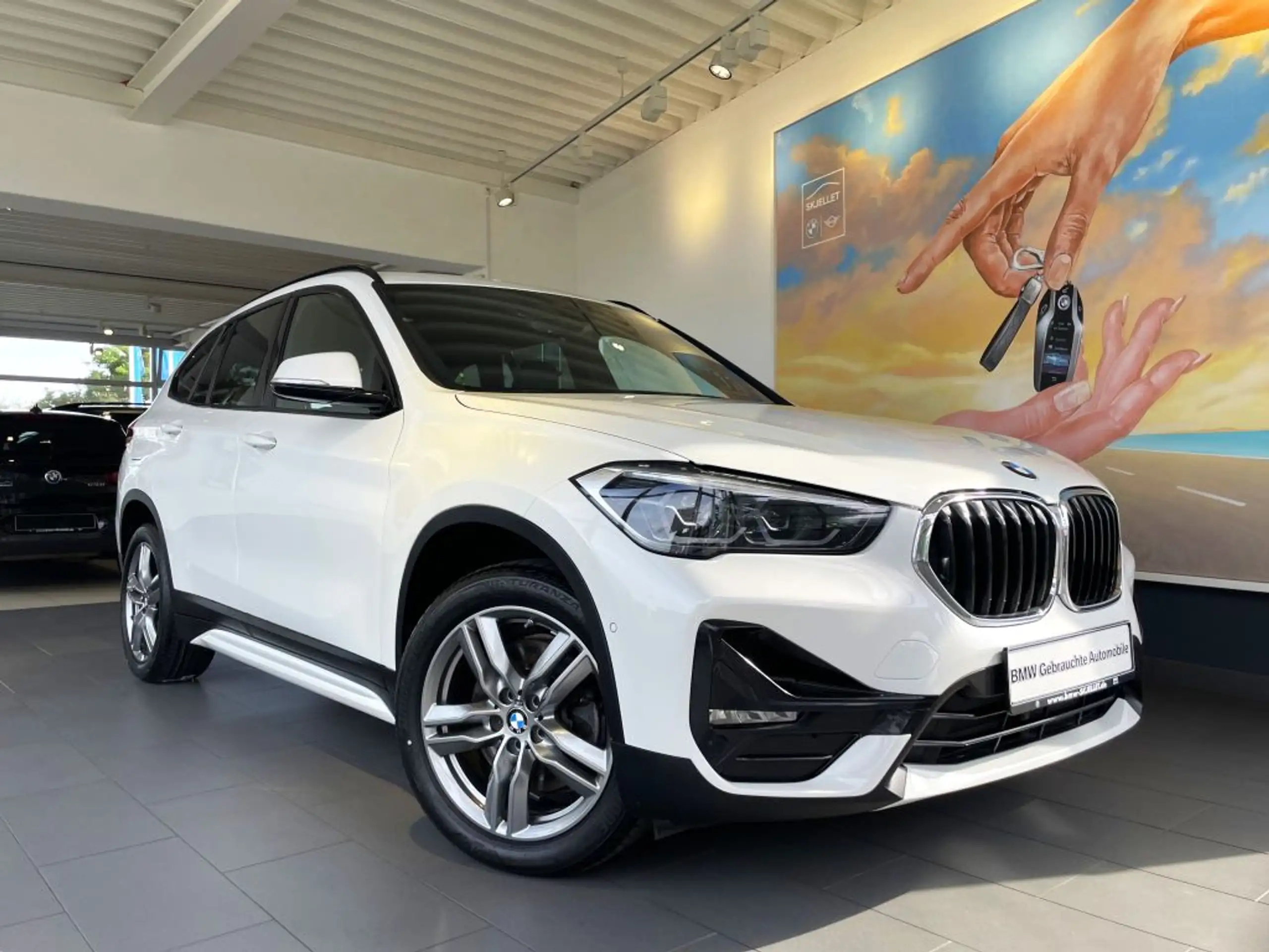 BMW - X1