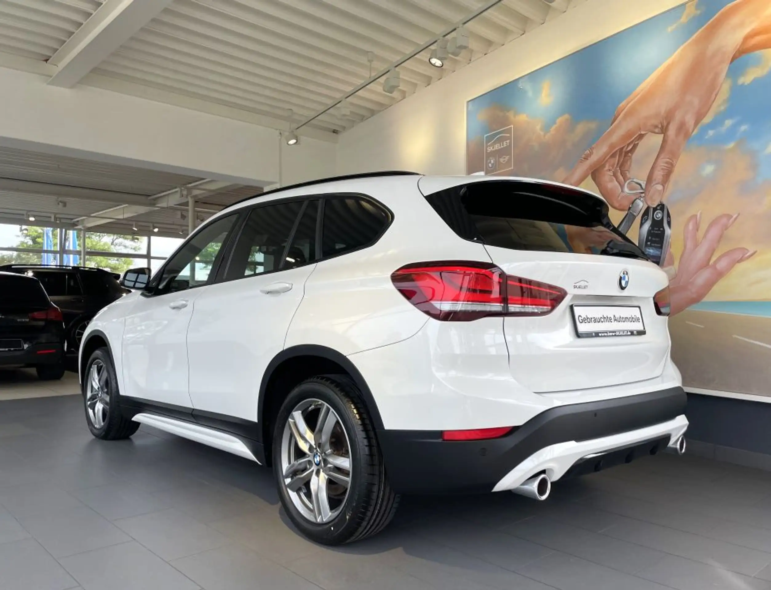 BMW - X1