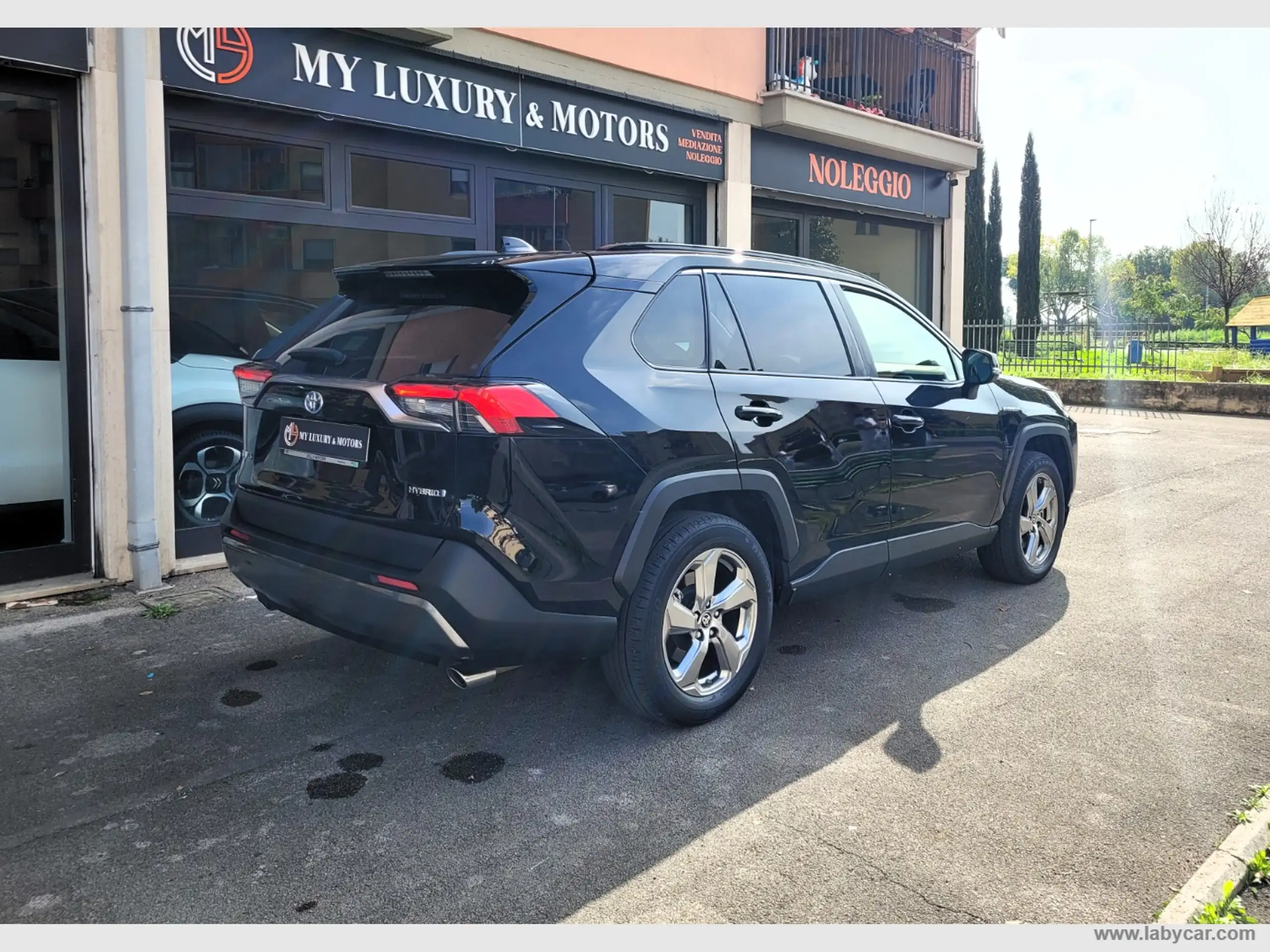 Toyota - RAV 4