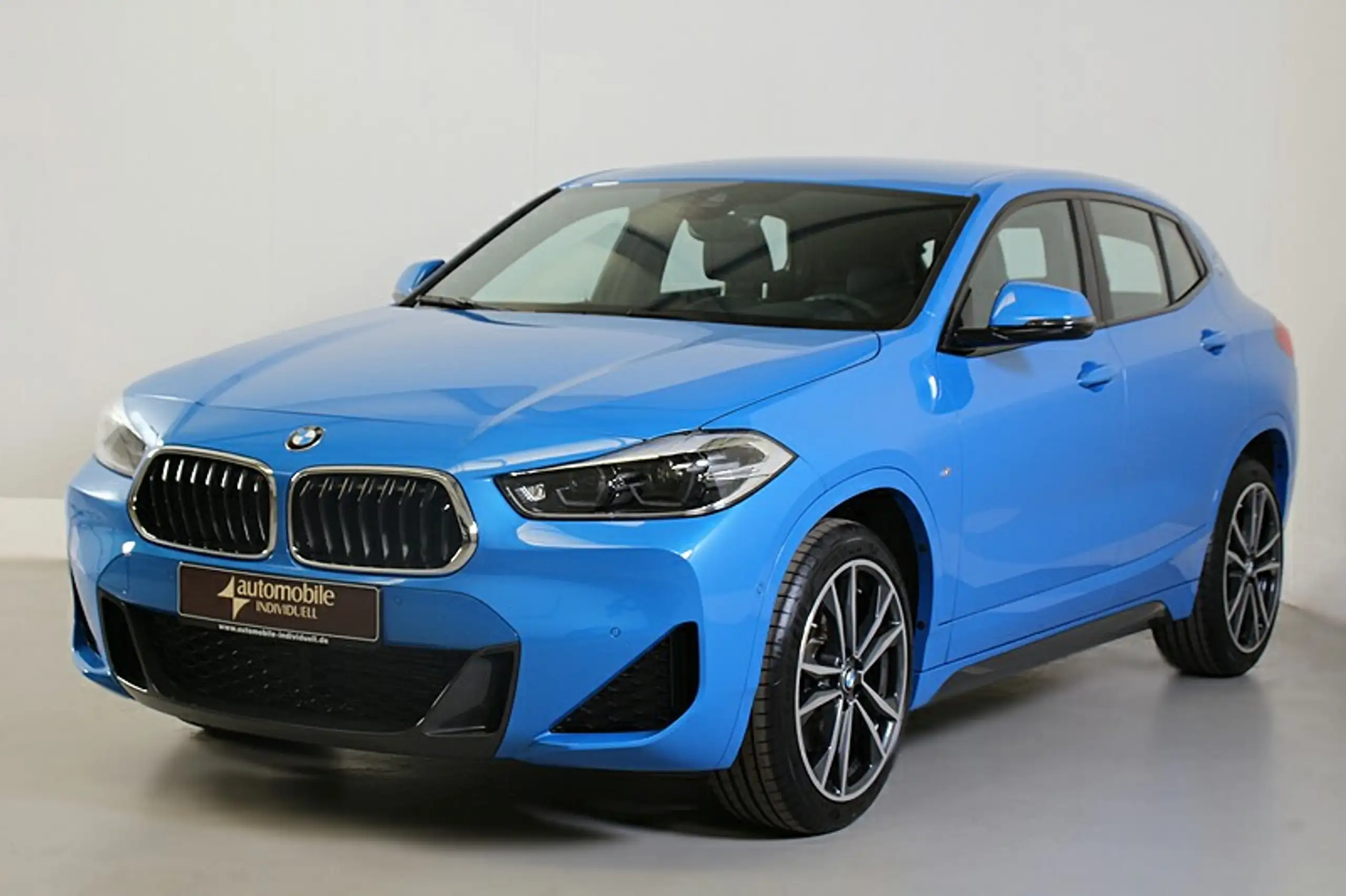 BMW - X2