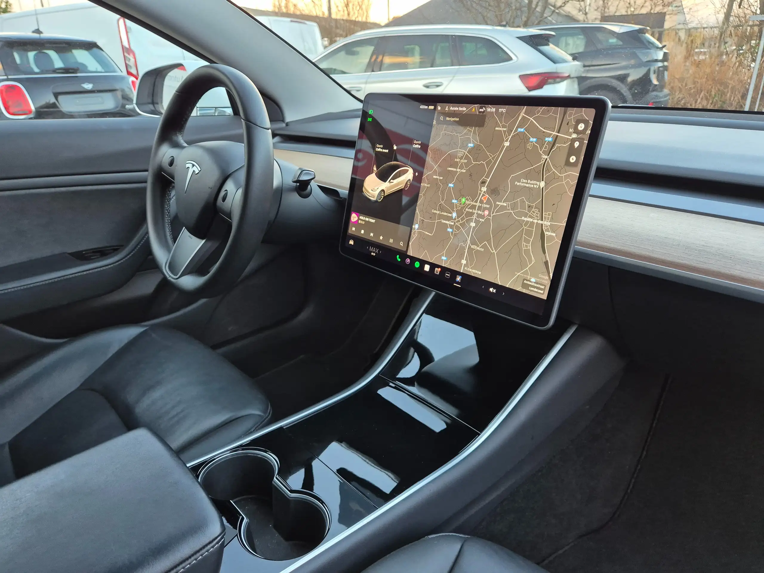 Tesla - Model 3