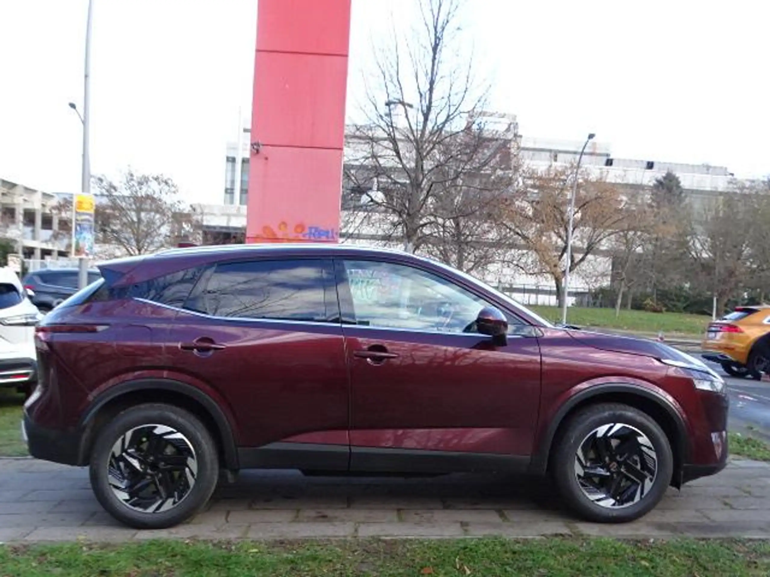 Nissan - Qashqai