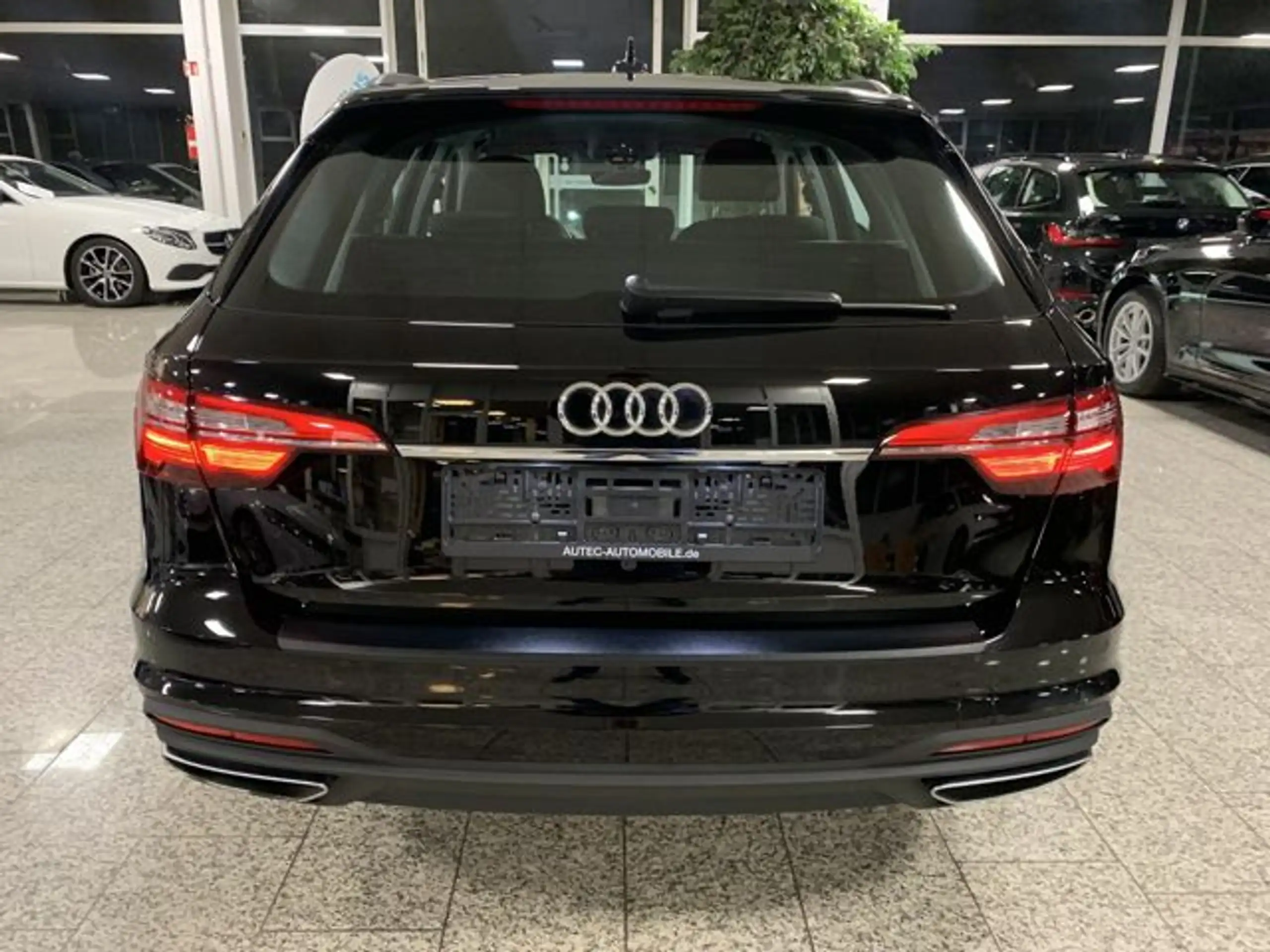 Audi - A4