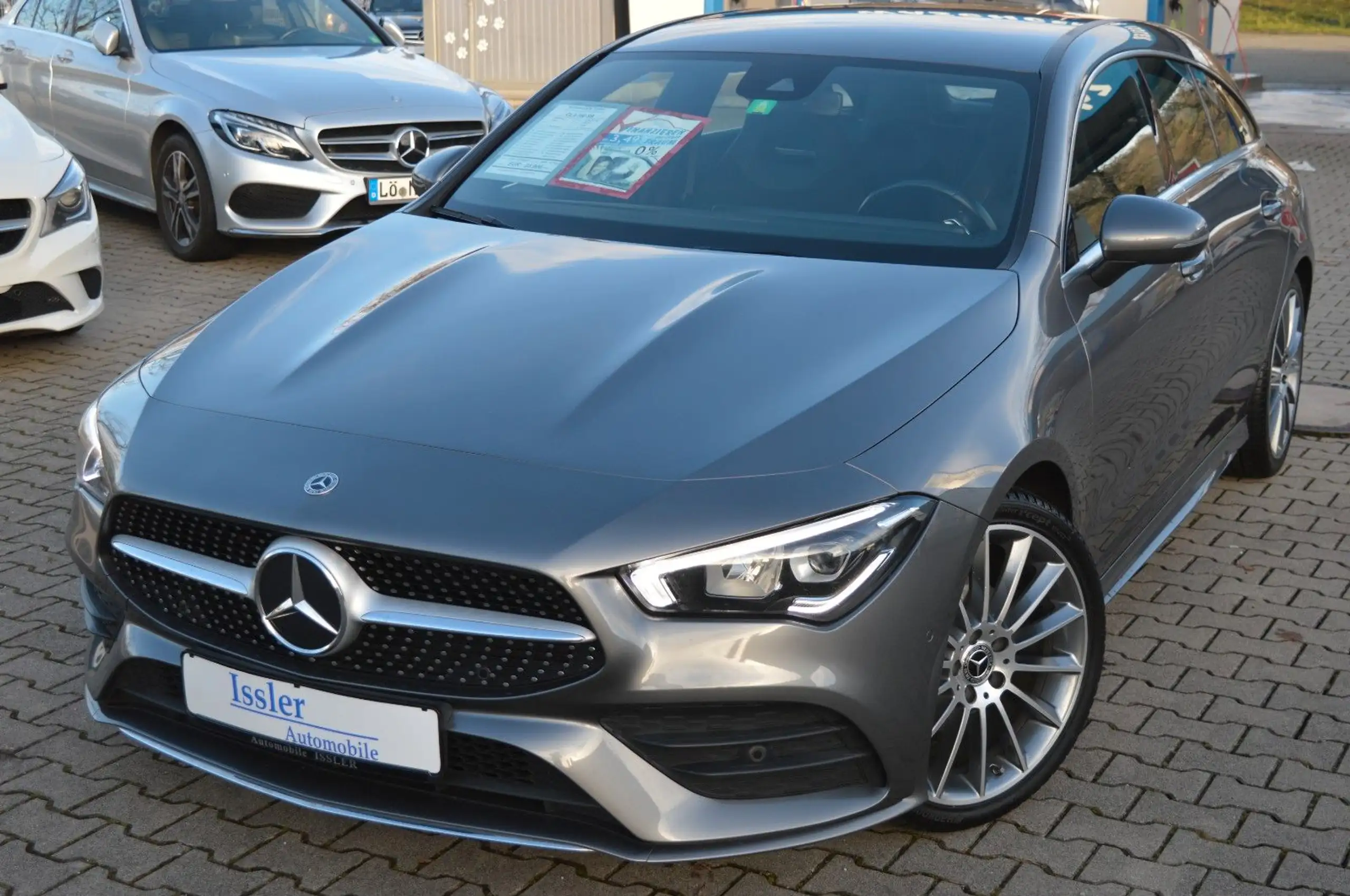 Mercedes-Benz - CLA 180