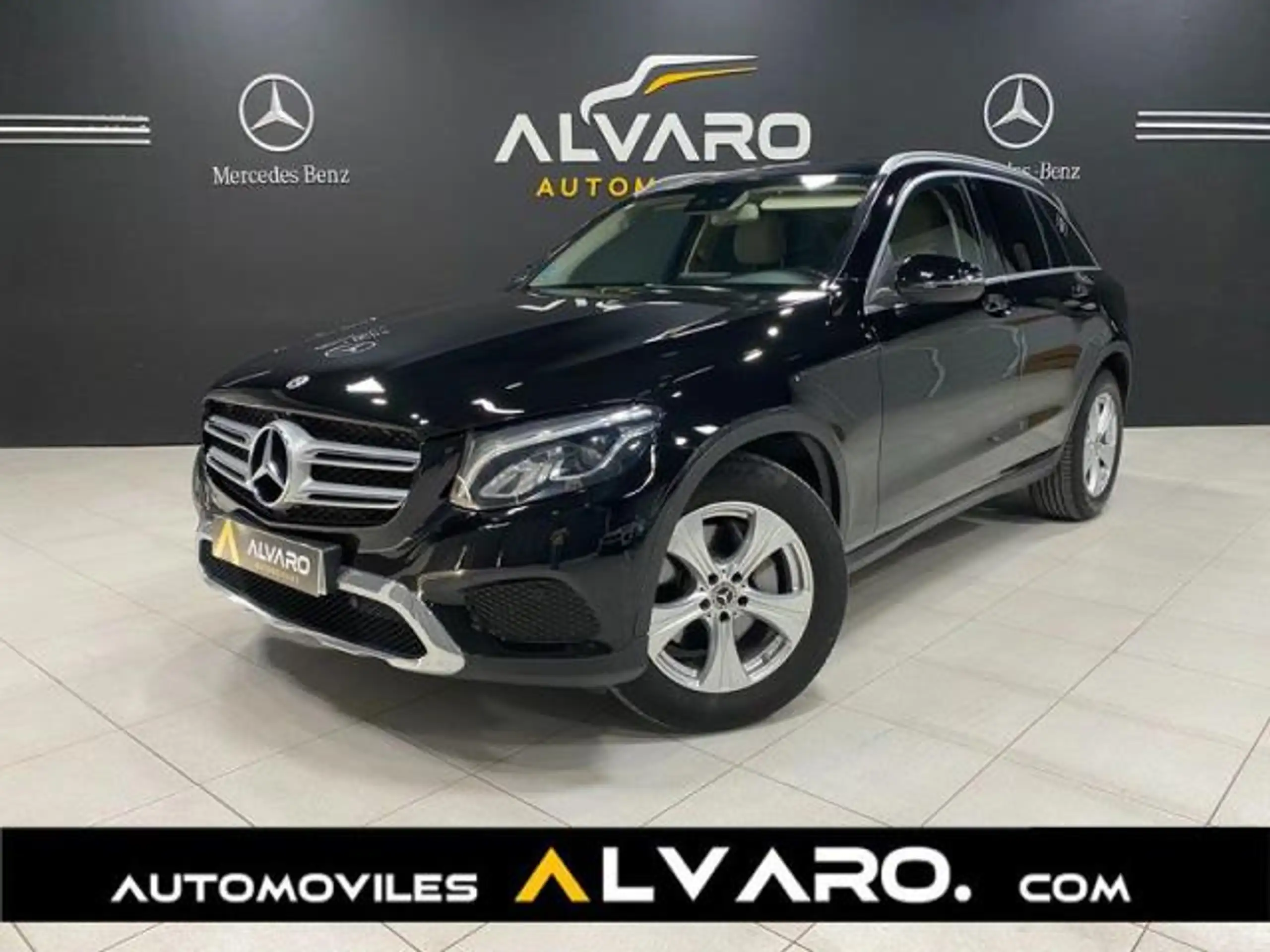 Mercedes-Benz - GLC 220