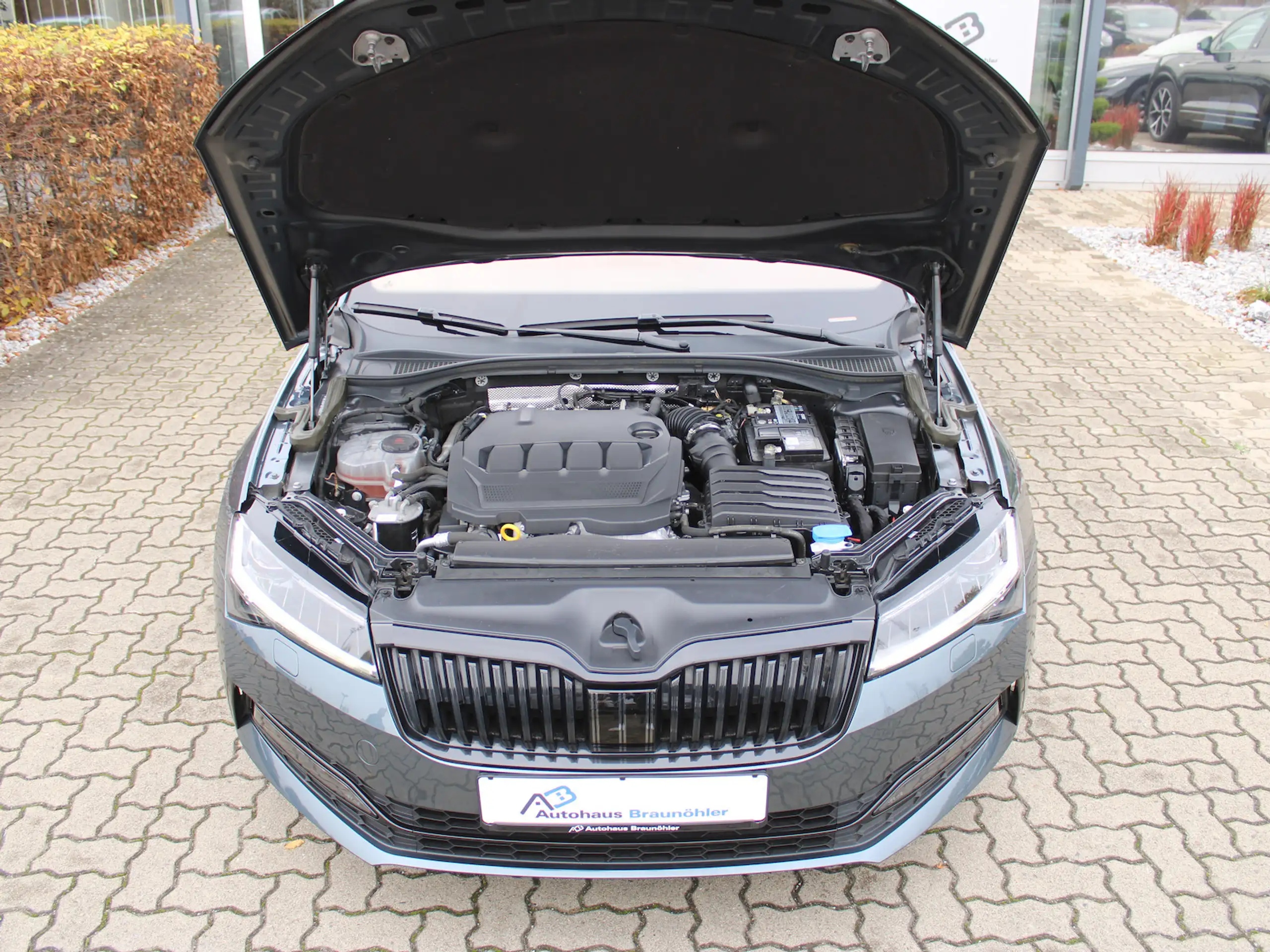 Skoda - Superb