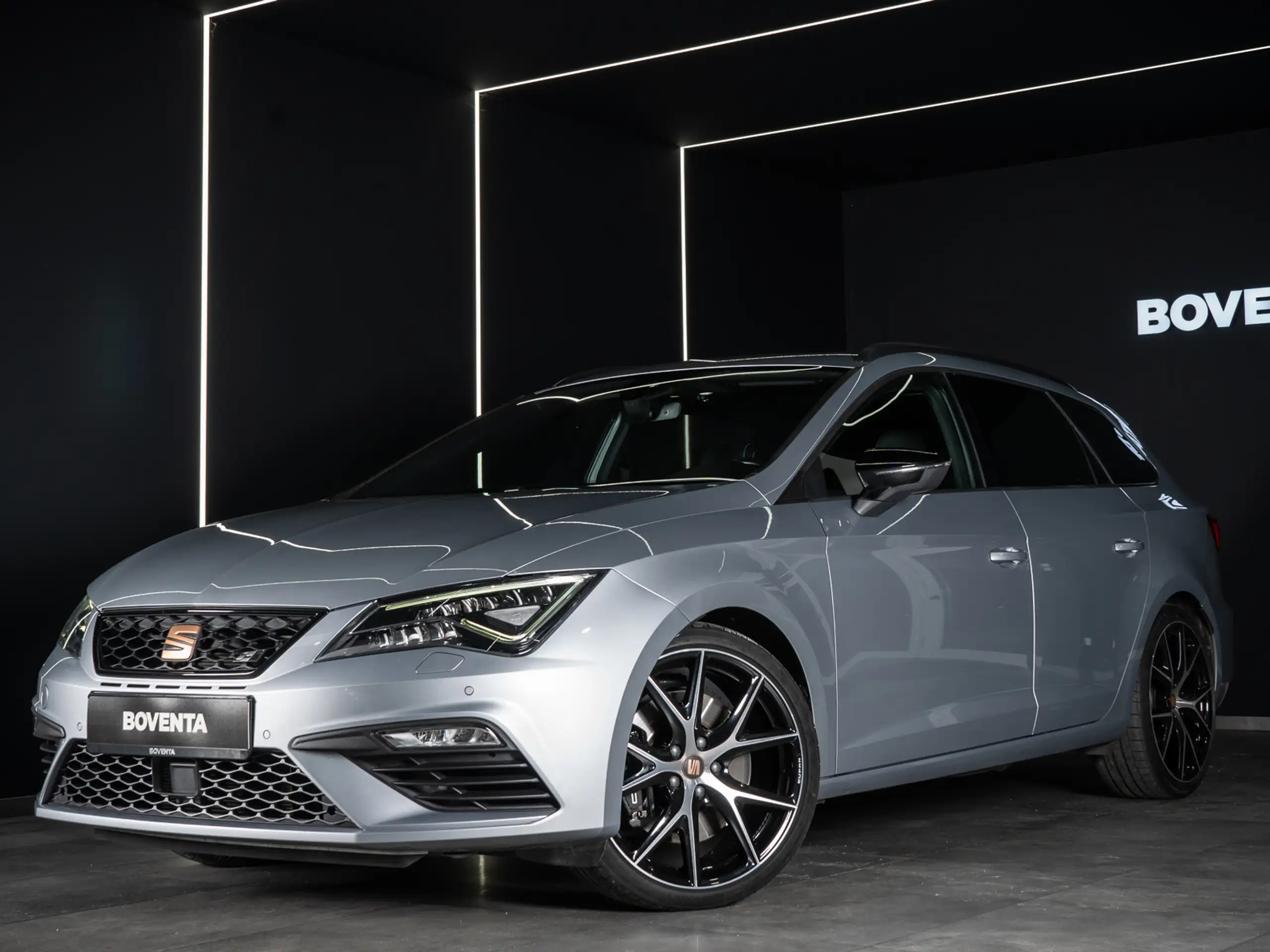 SEAT - Leon