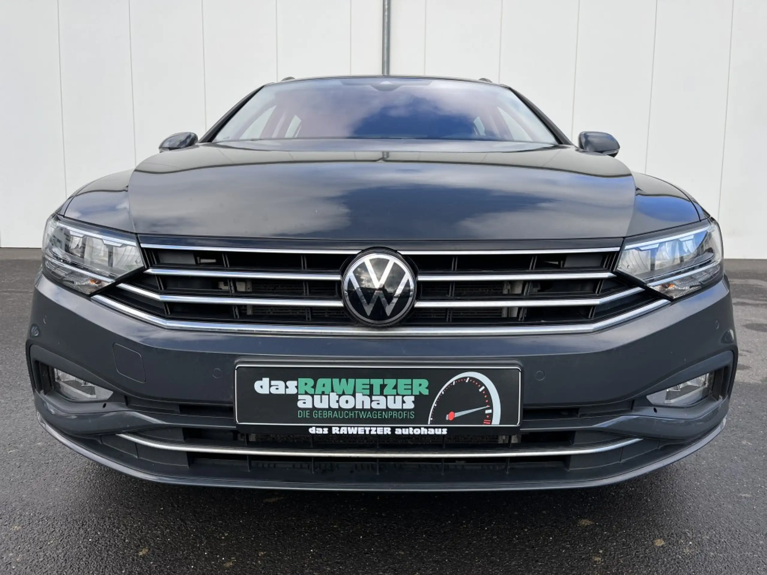 Volkswagen - Passat Variant