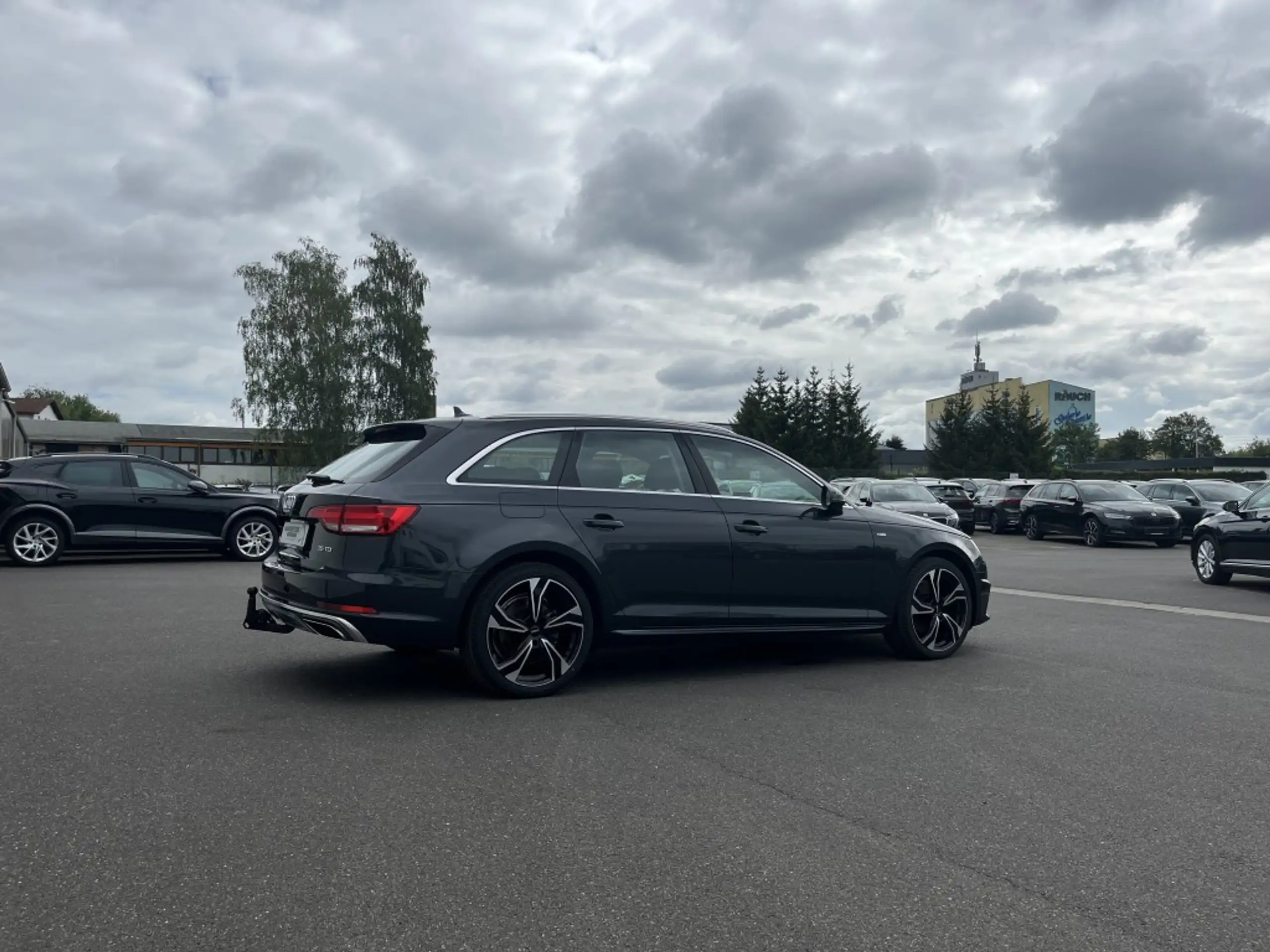 Audi - A4