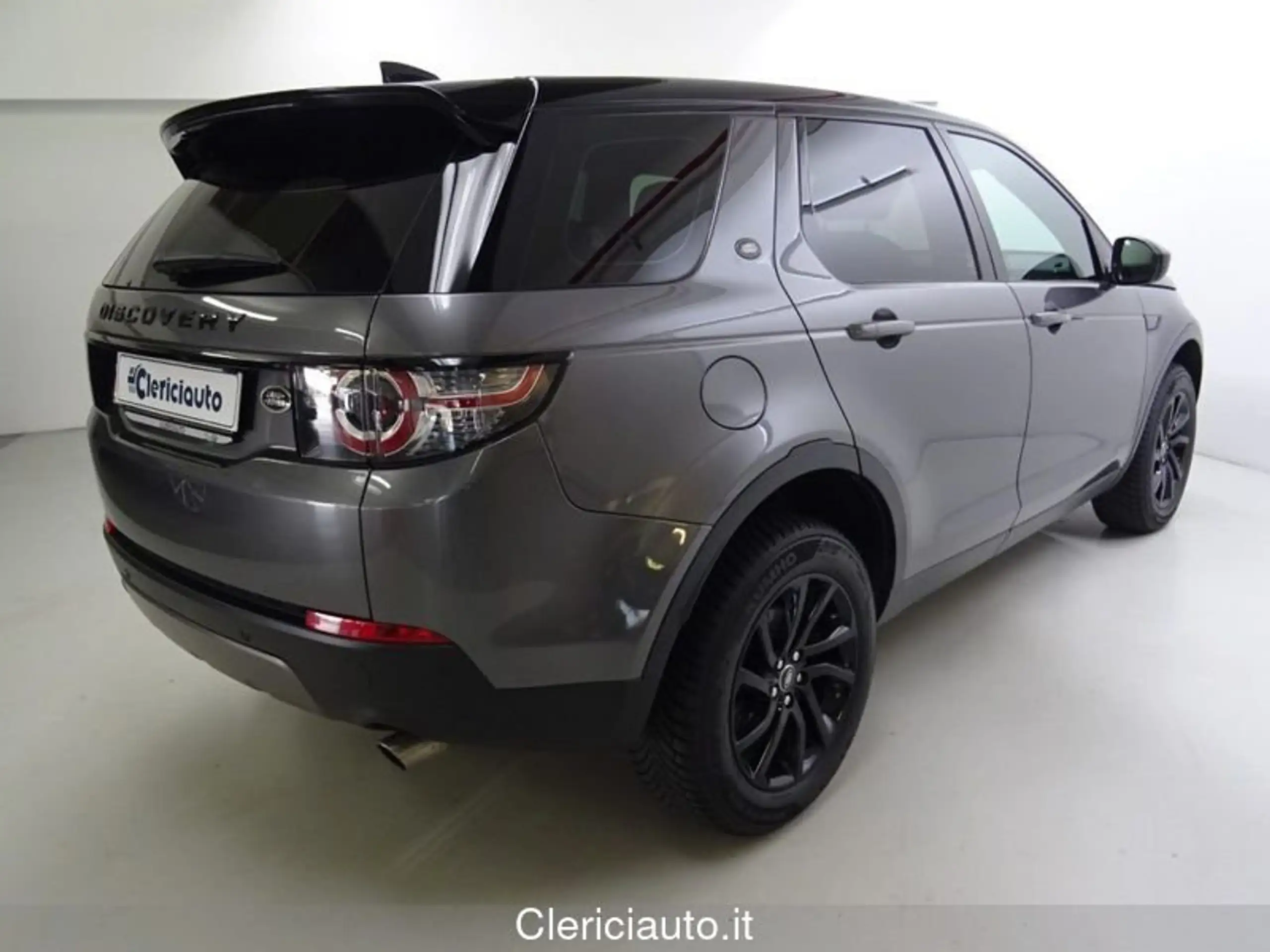 Land Rover - Discovery Sport