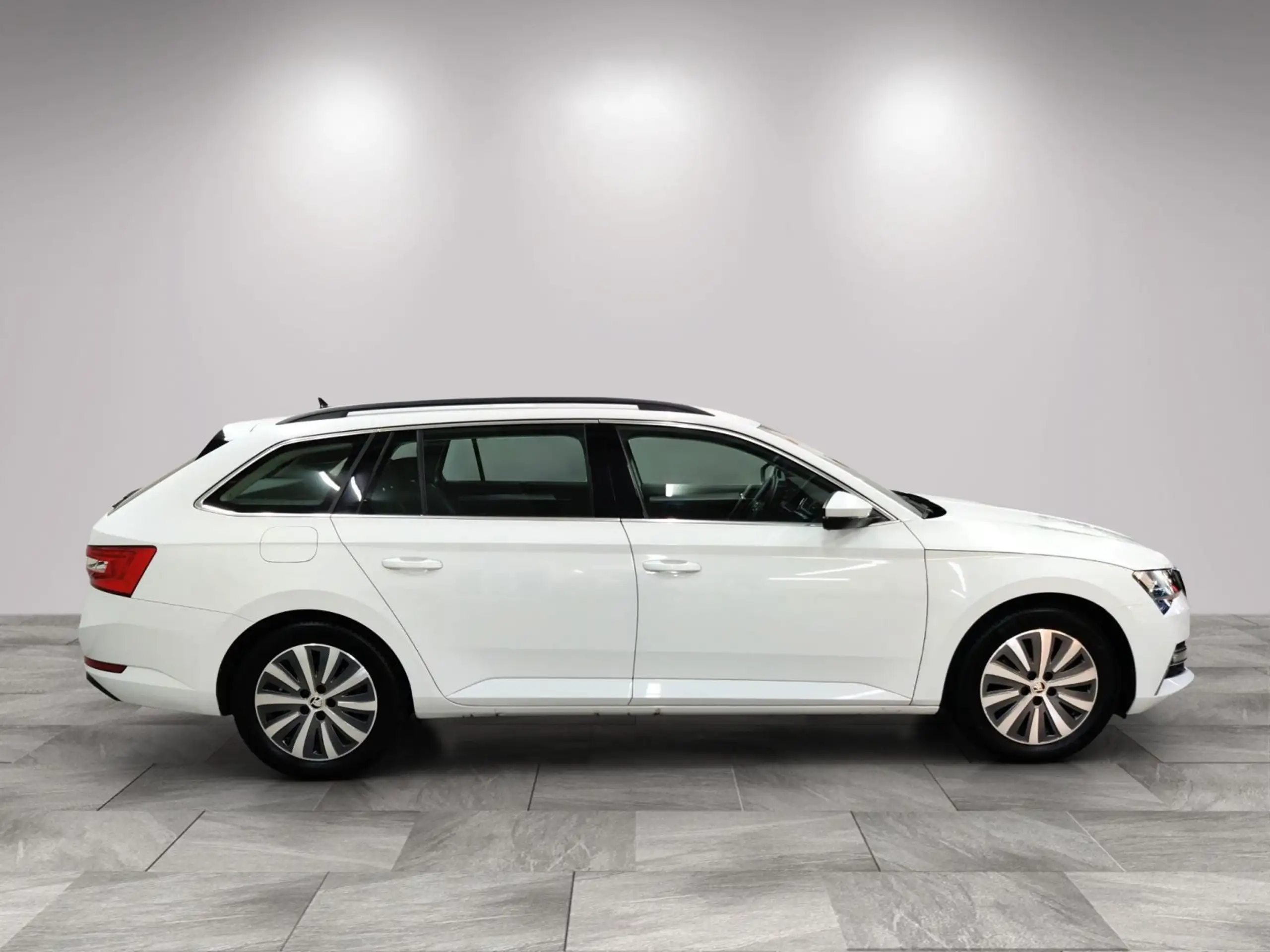 Skoda - Superb