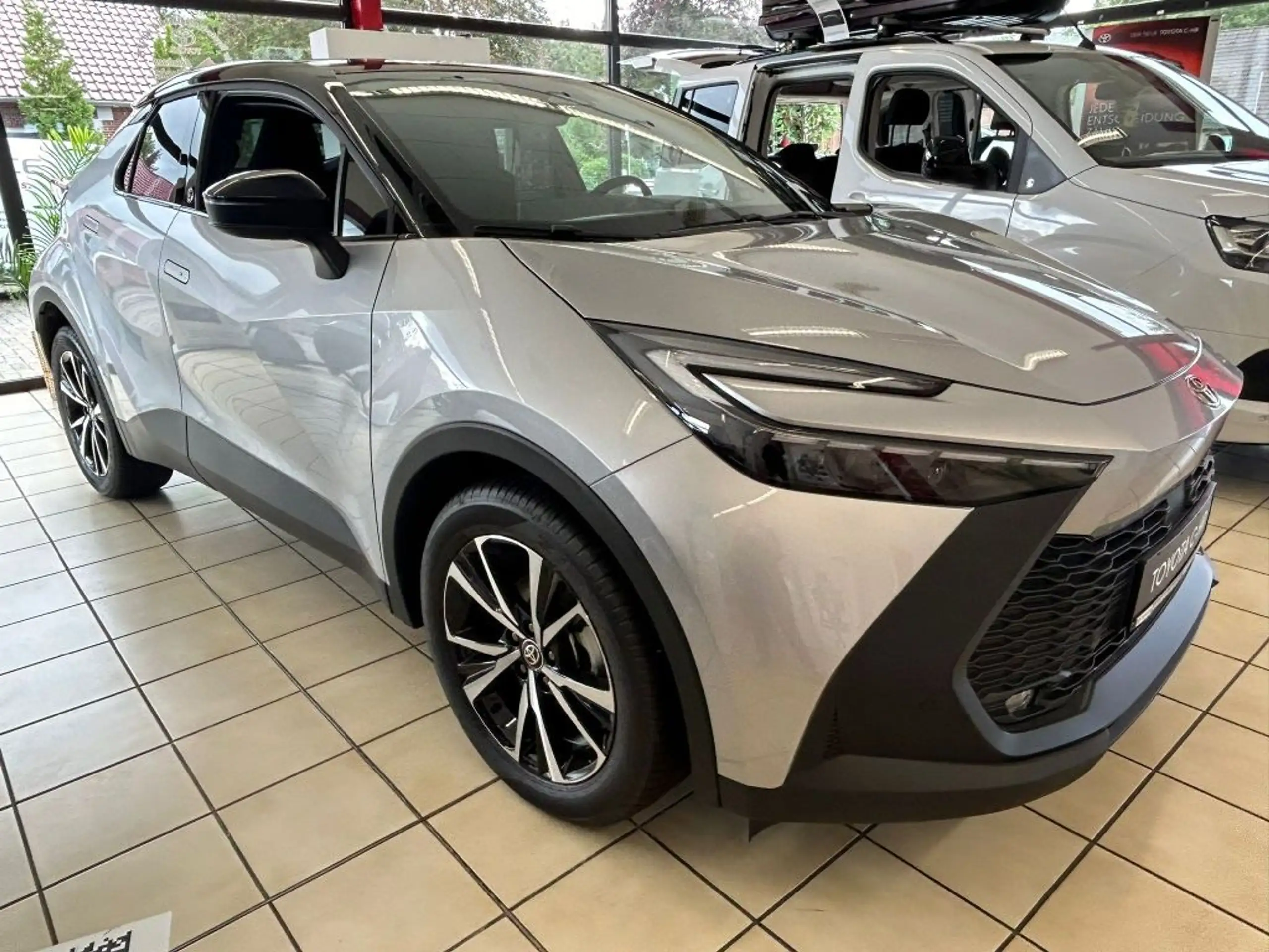 Toyota - C-HR