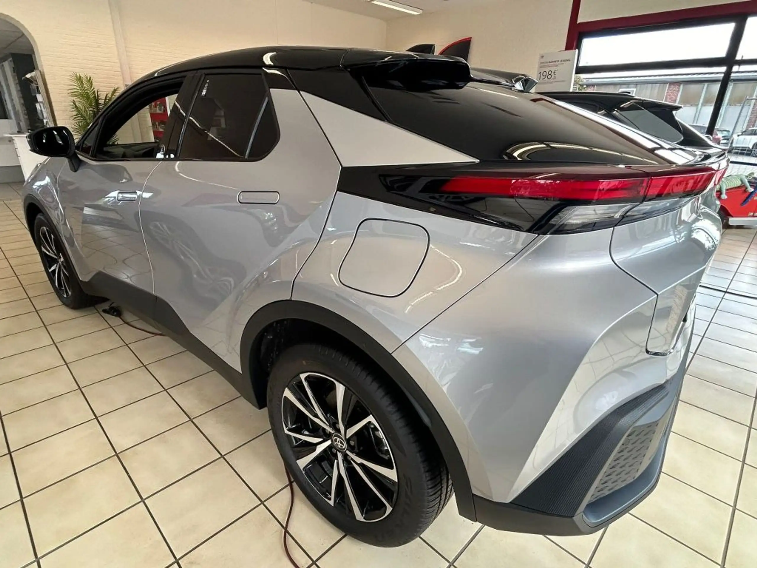 Toyota - C-HR