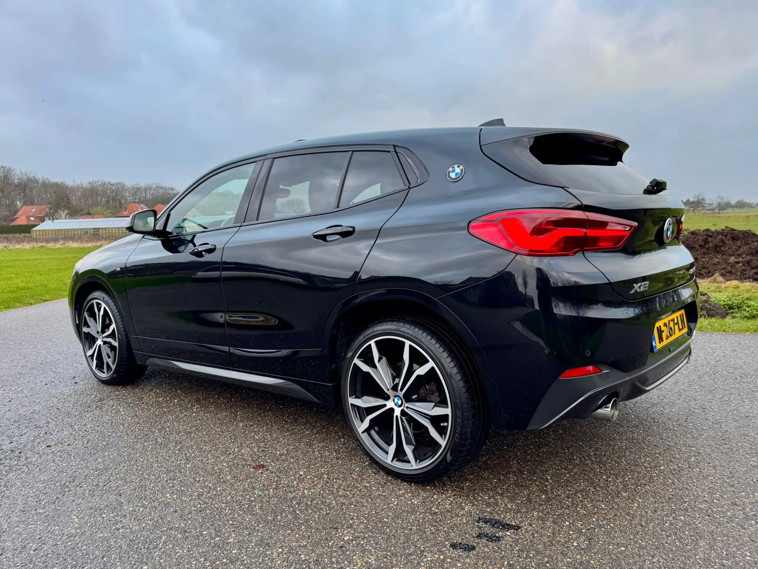 BMW - X2