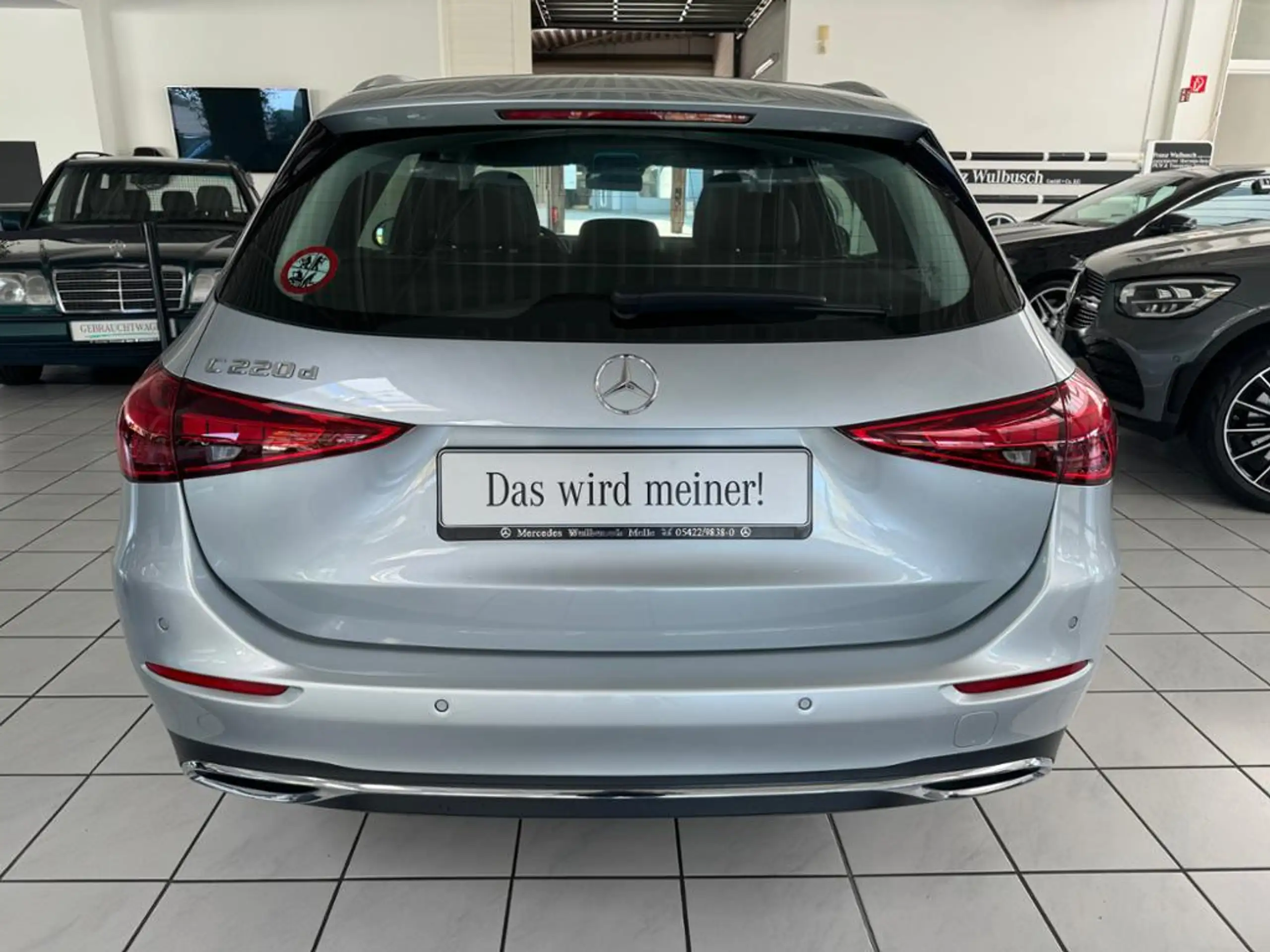 Mercedes-Benz - C 220