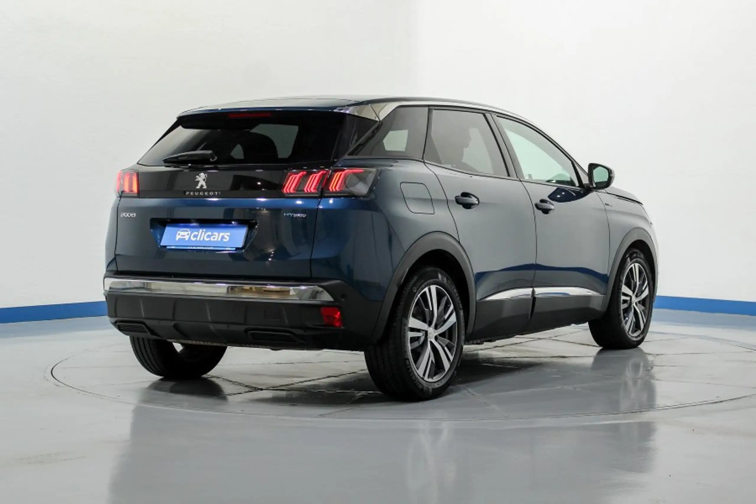 Peugeot - 3008