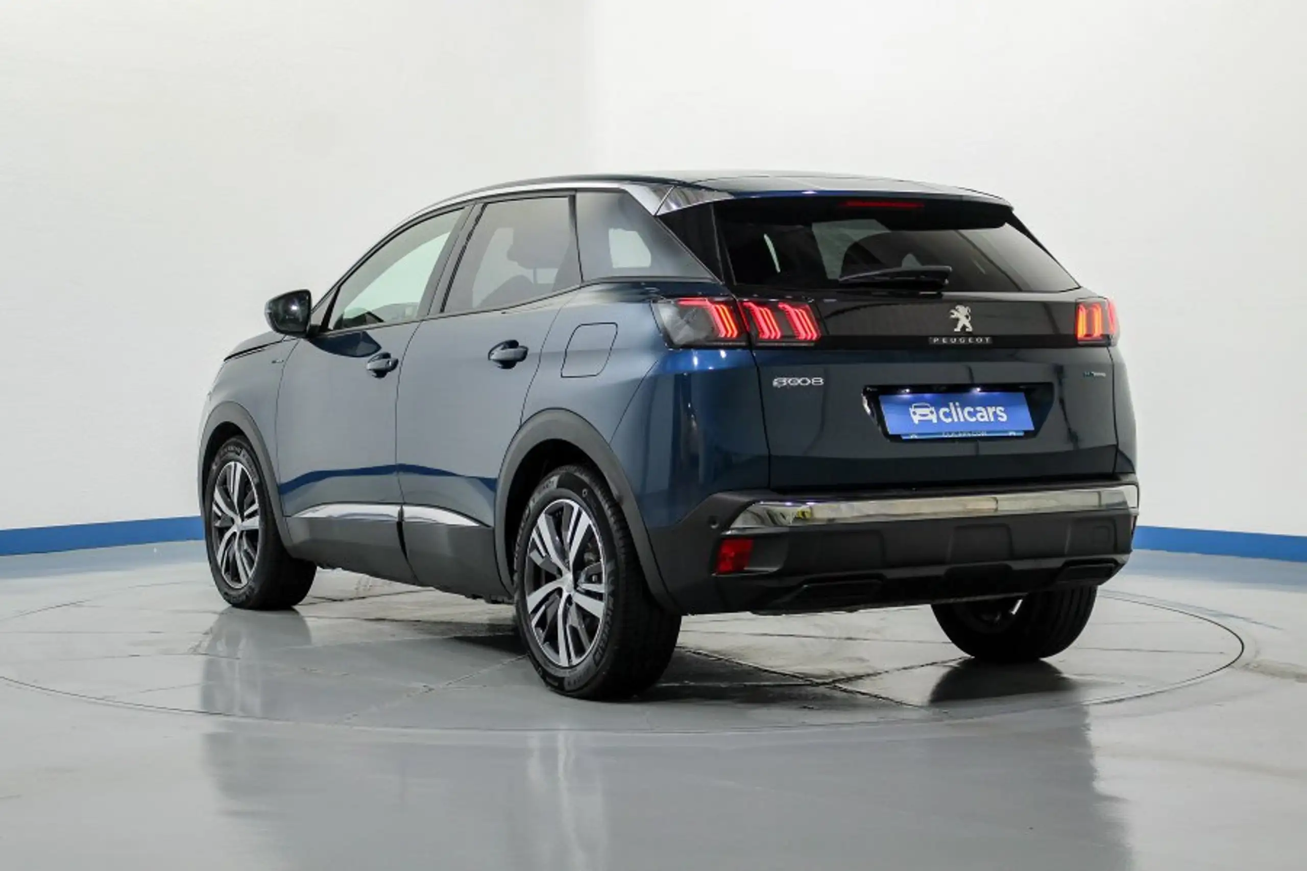 Peugeot - 3008