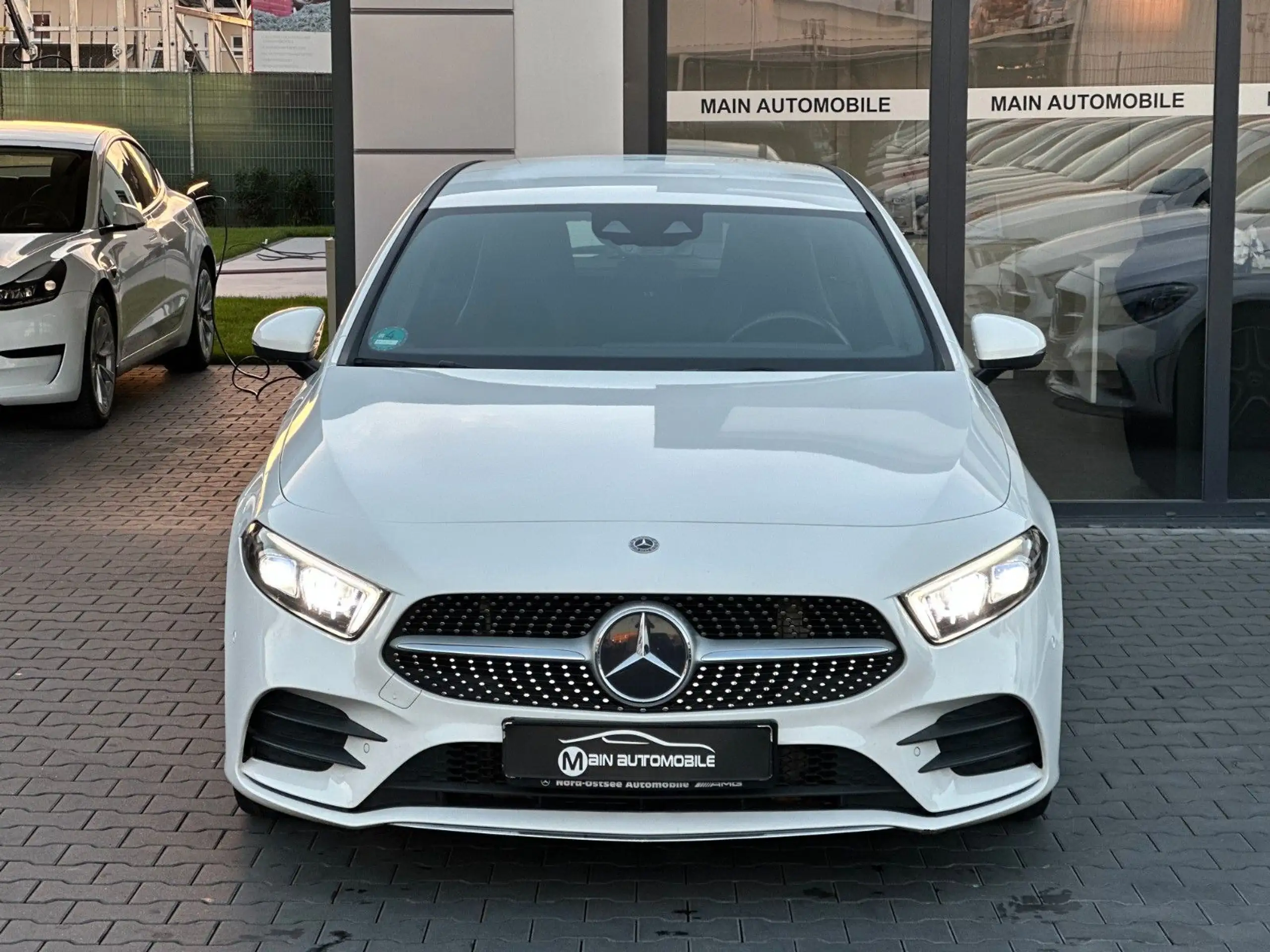 Mercedes-Benz - A 200