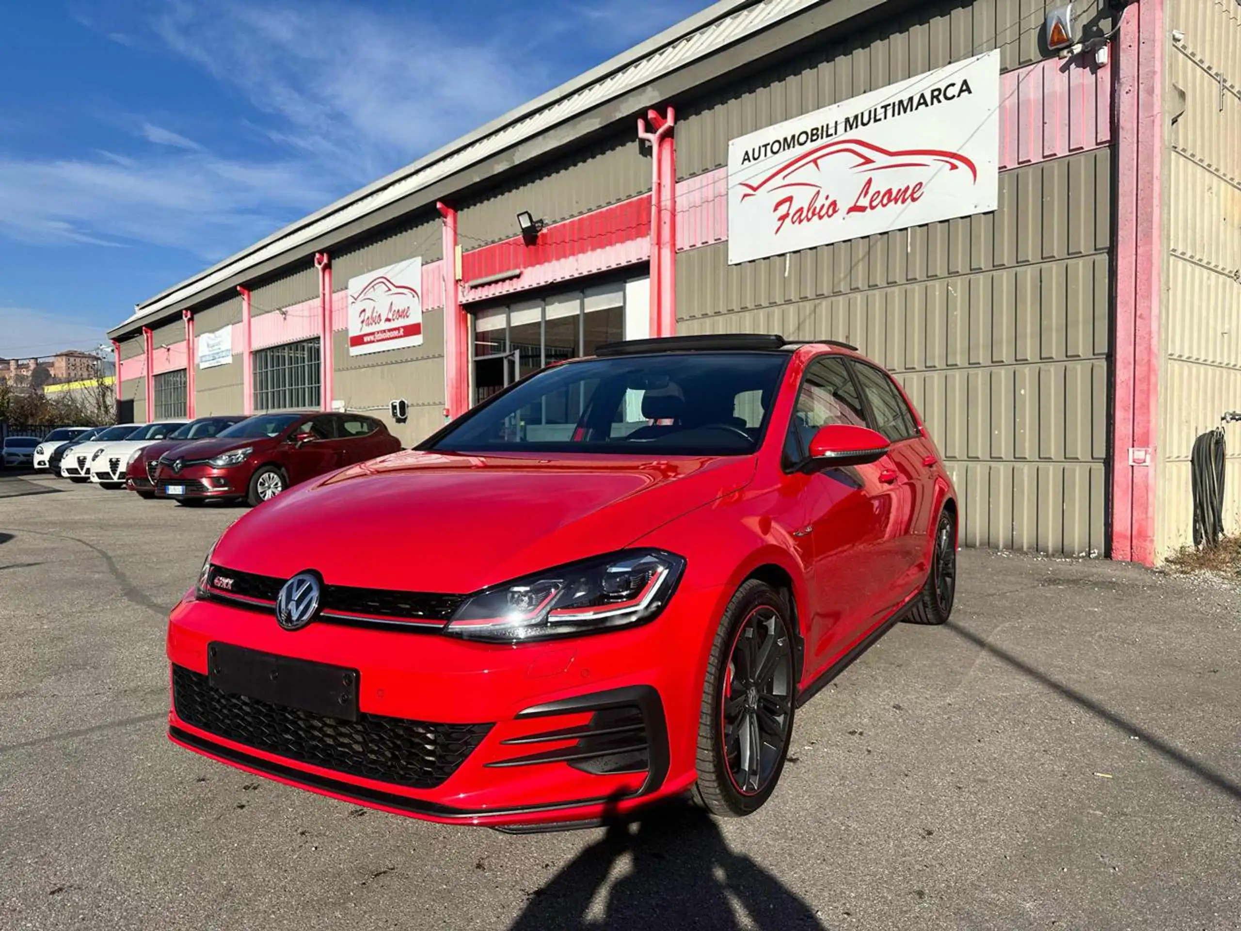 Volkswagen - Golf GTI