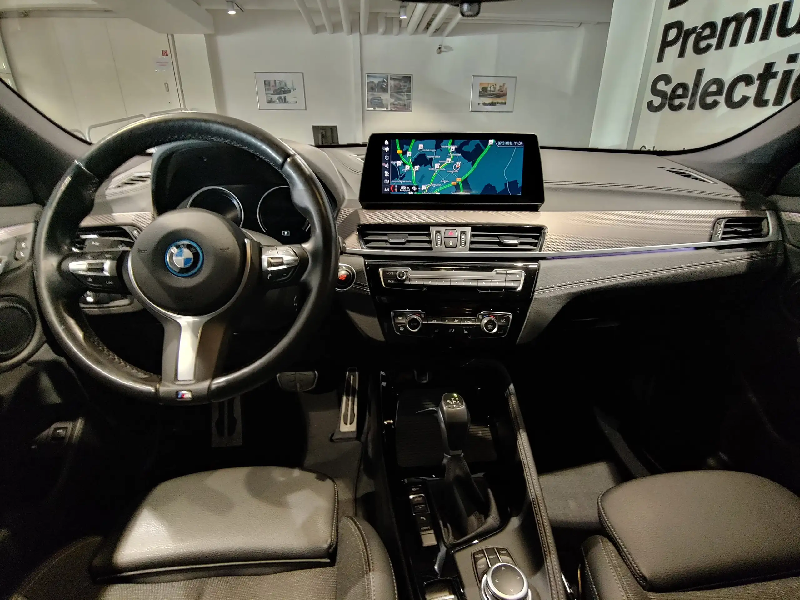 BMW - X2