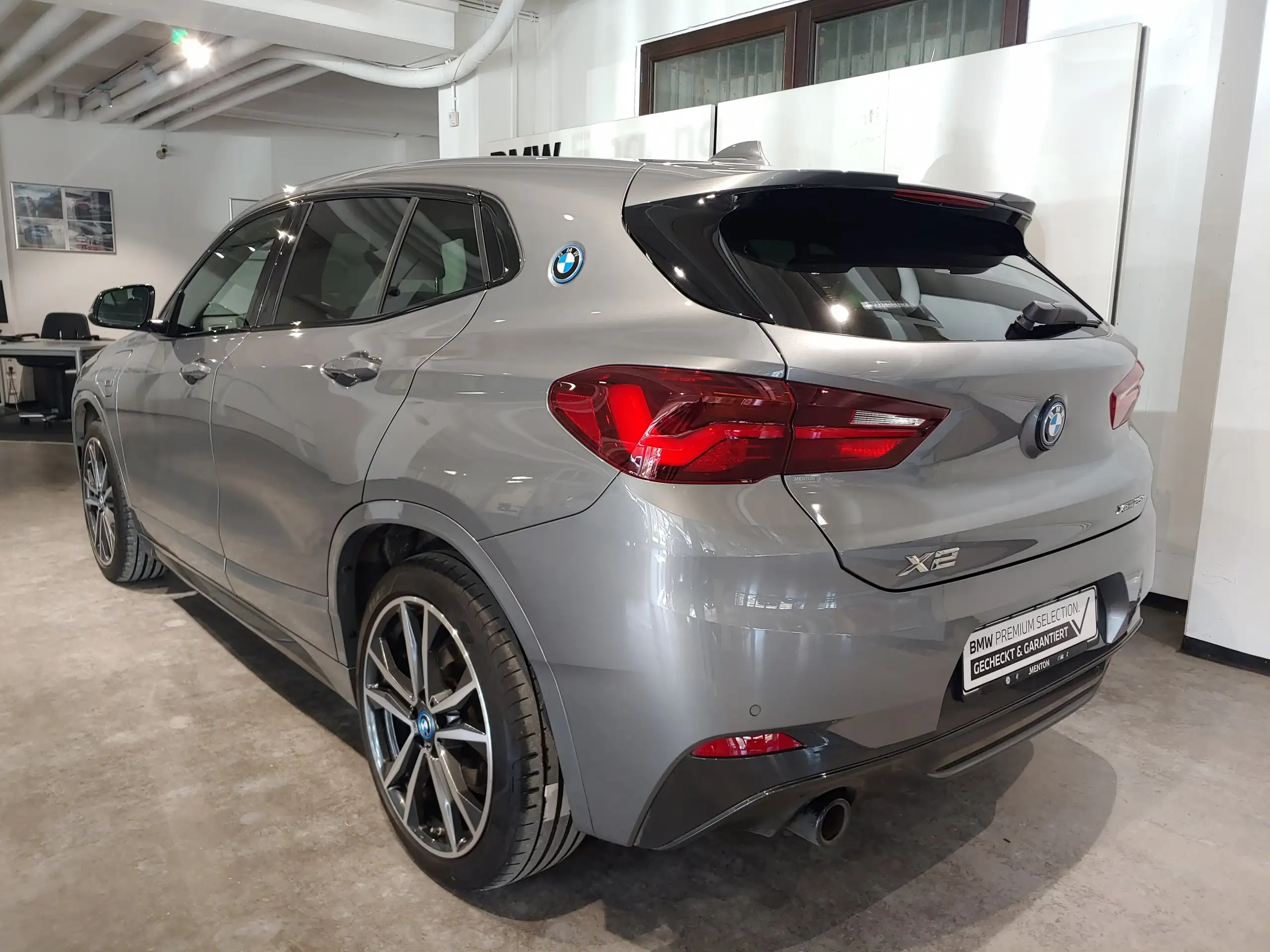 BMW - X2