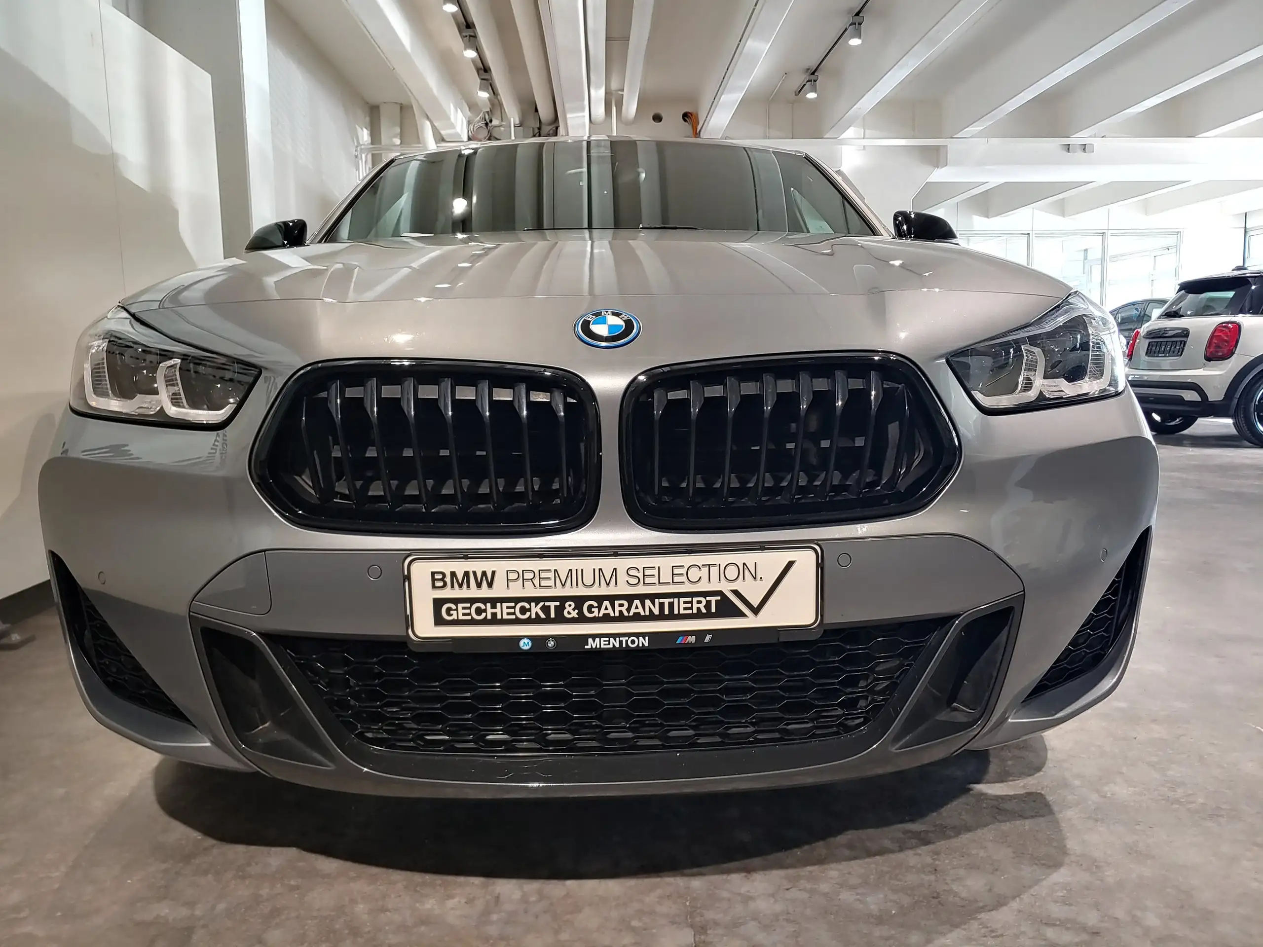 BMW - X2