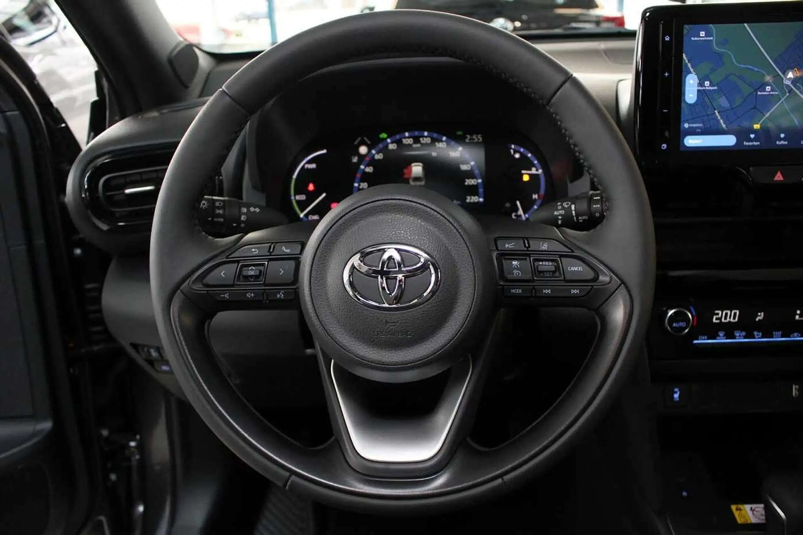 Toyota - Yaris Cross