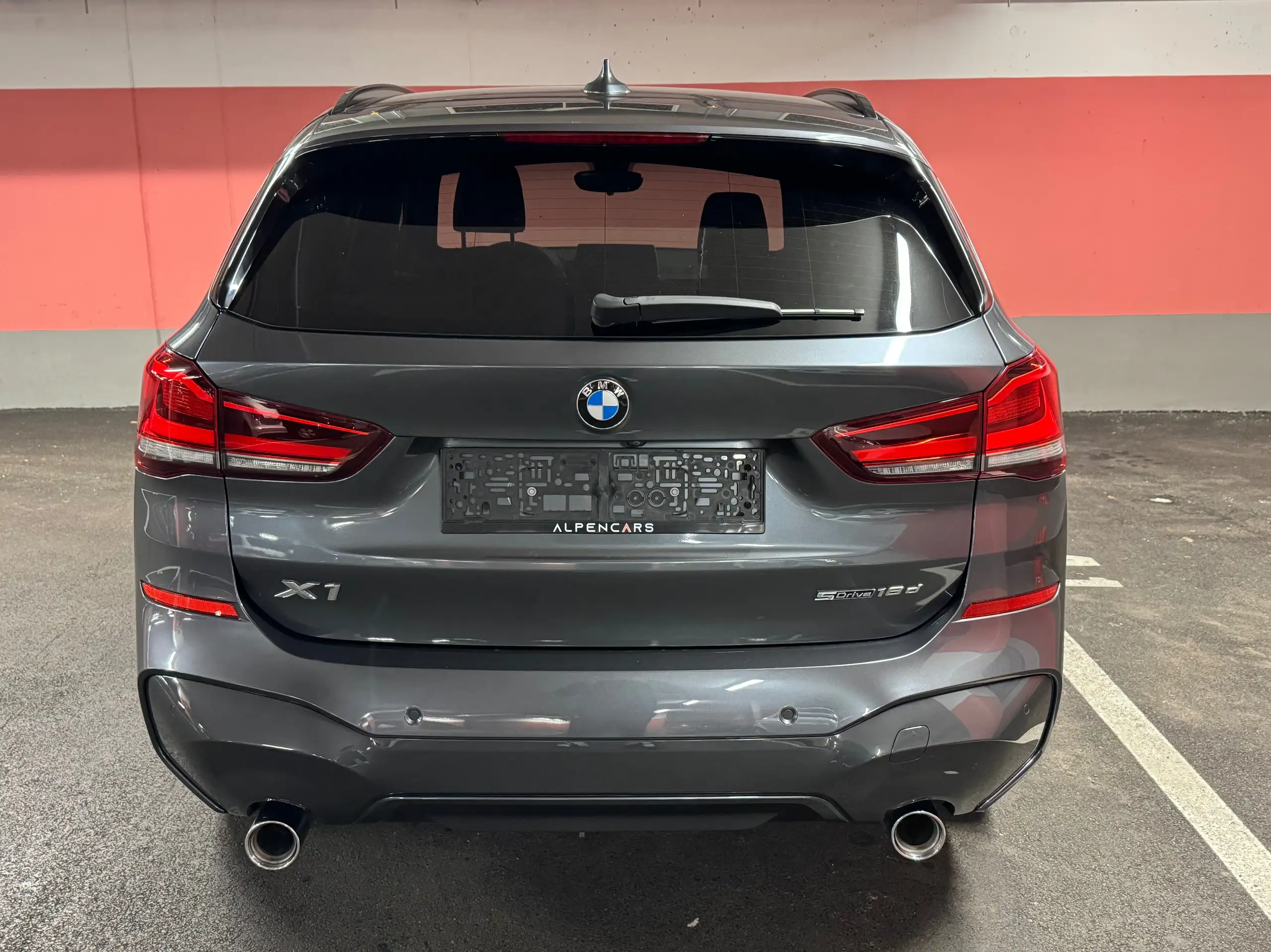 BMW - X1