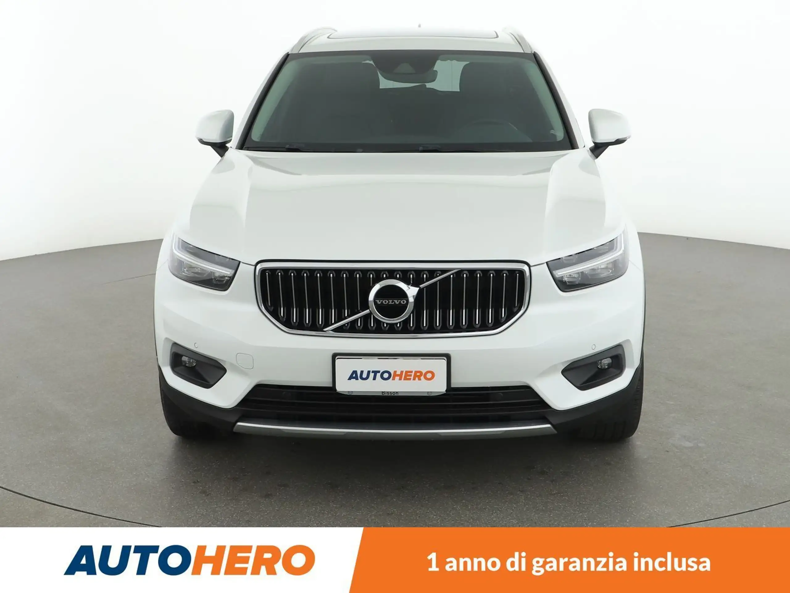 Volvo - XC40