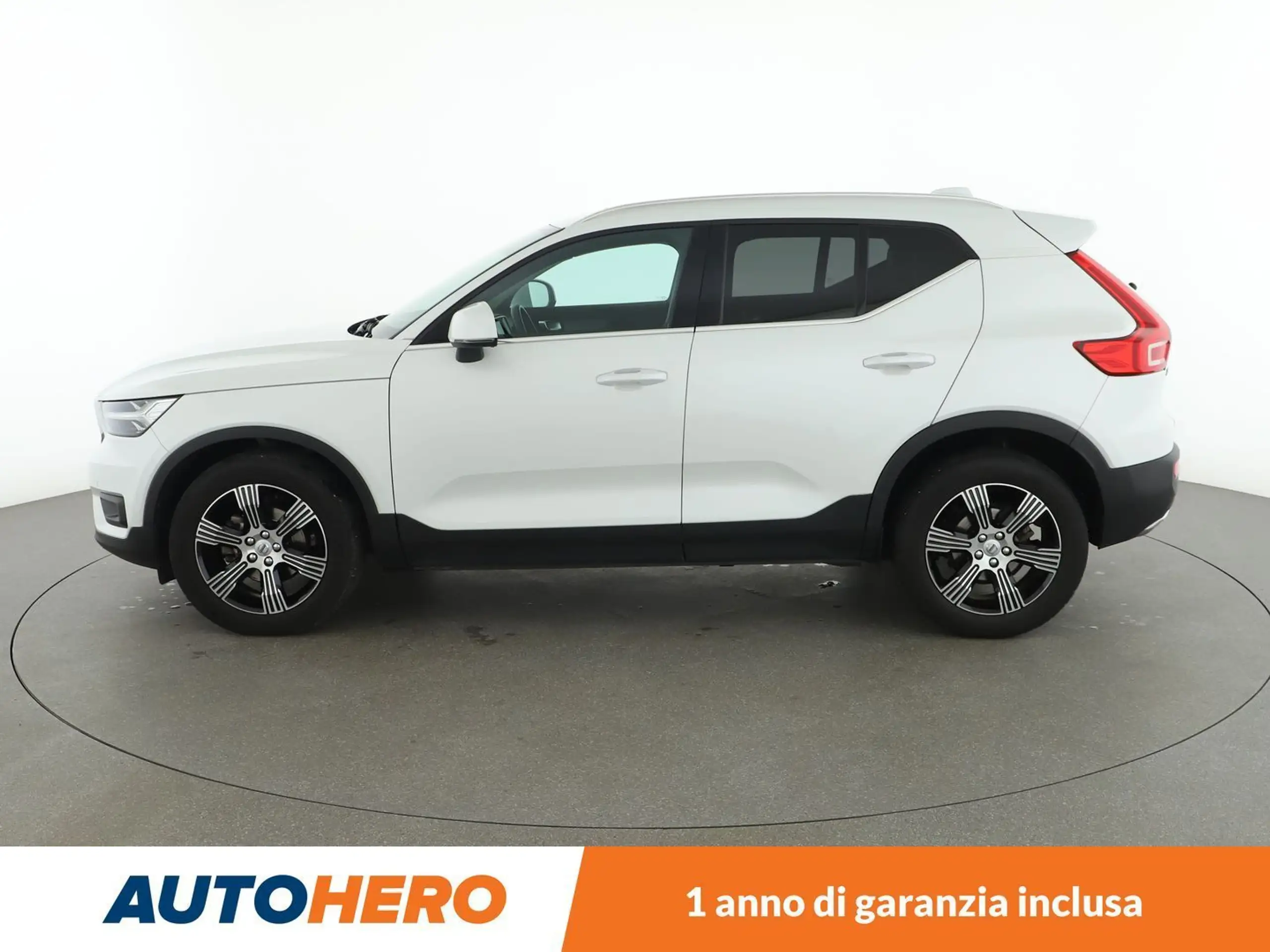 Volvo - XC40