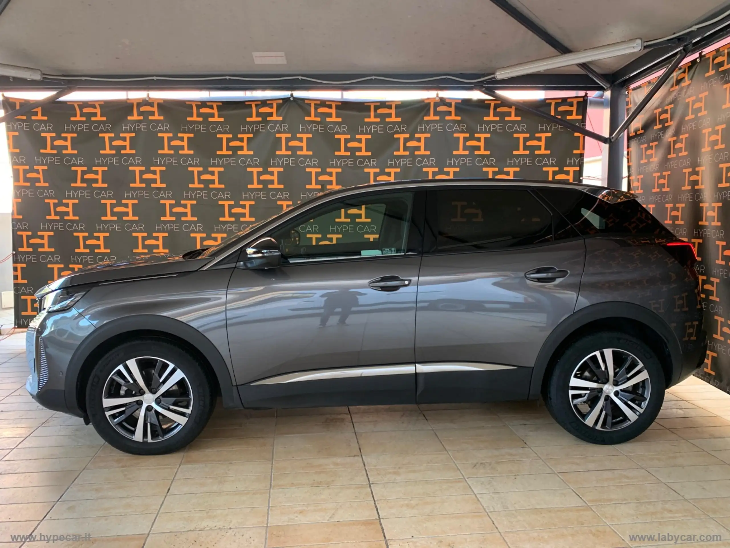 Peugeot - 3008