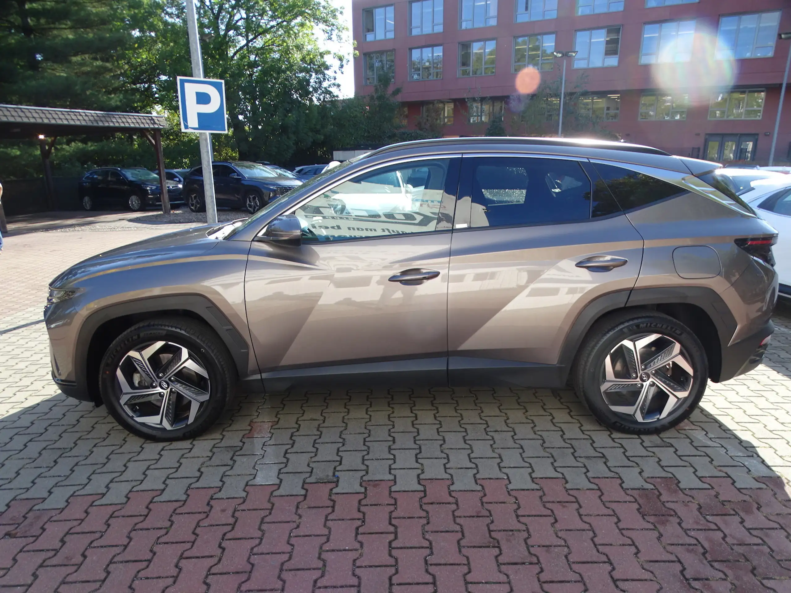 Hyundai - TUCSON