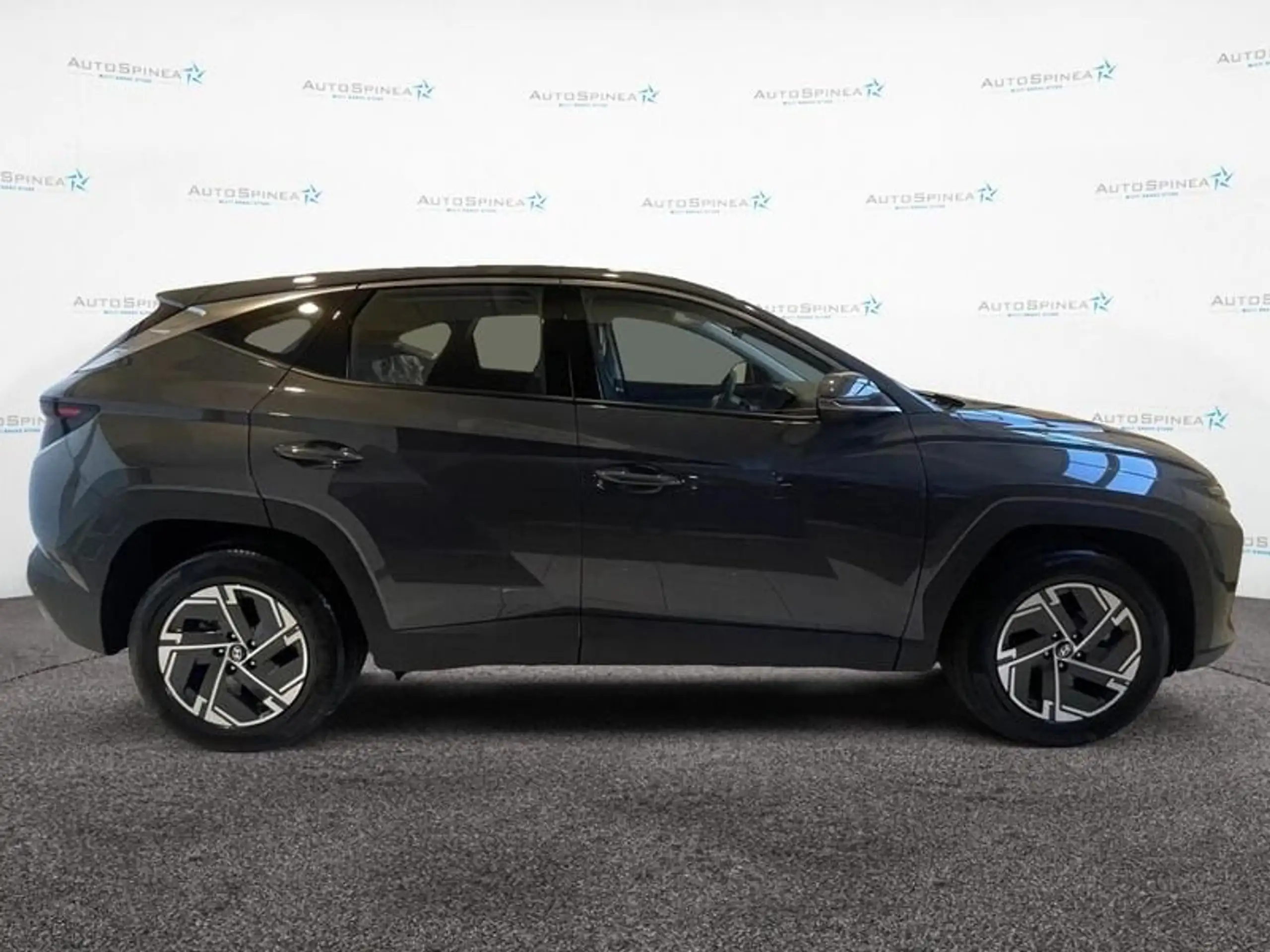 Hyundai - TUCSON